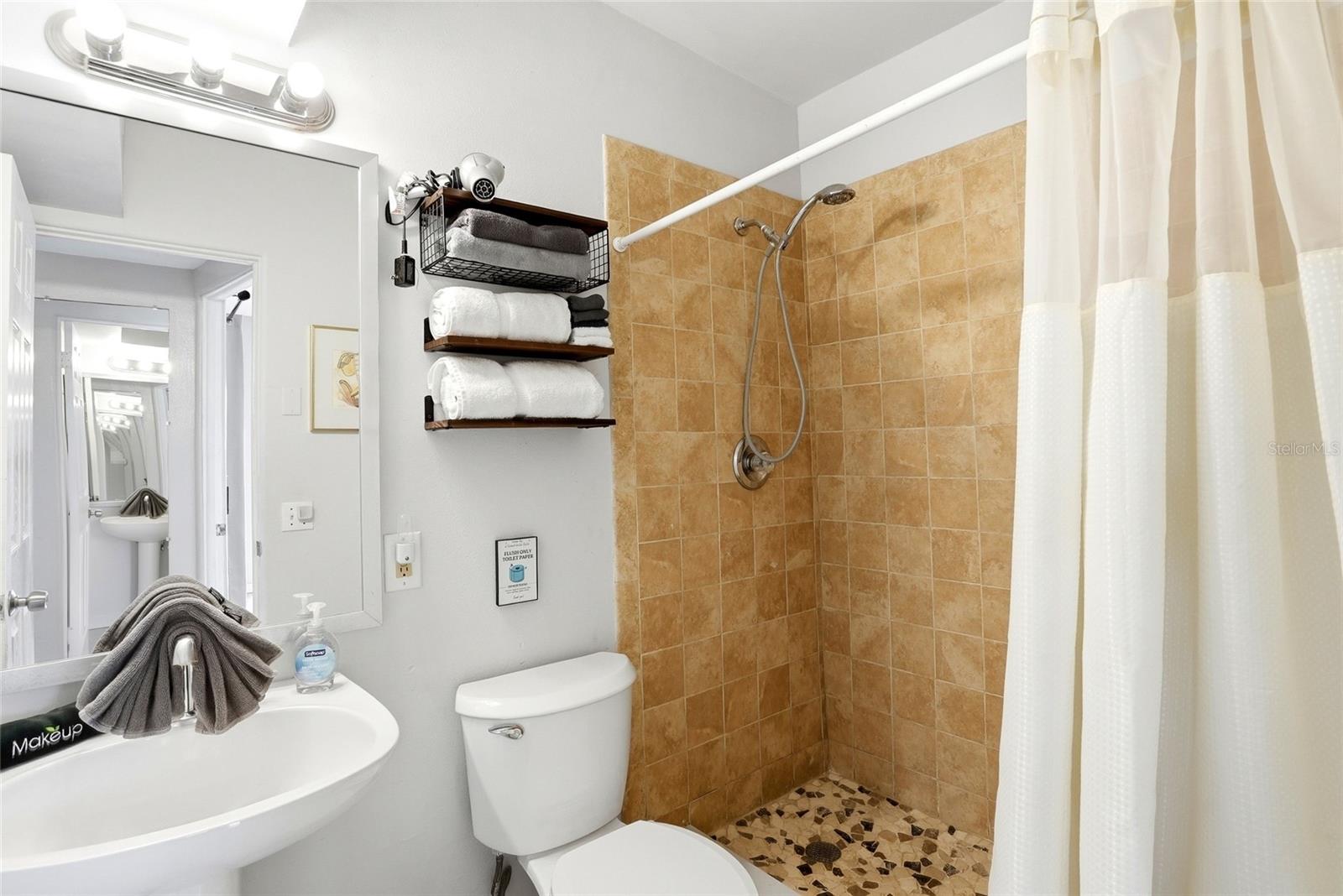 2311 BAY BLVD, INDIAN ROCKS BEACH, FL — photo 54