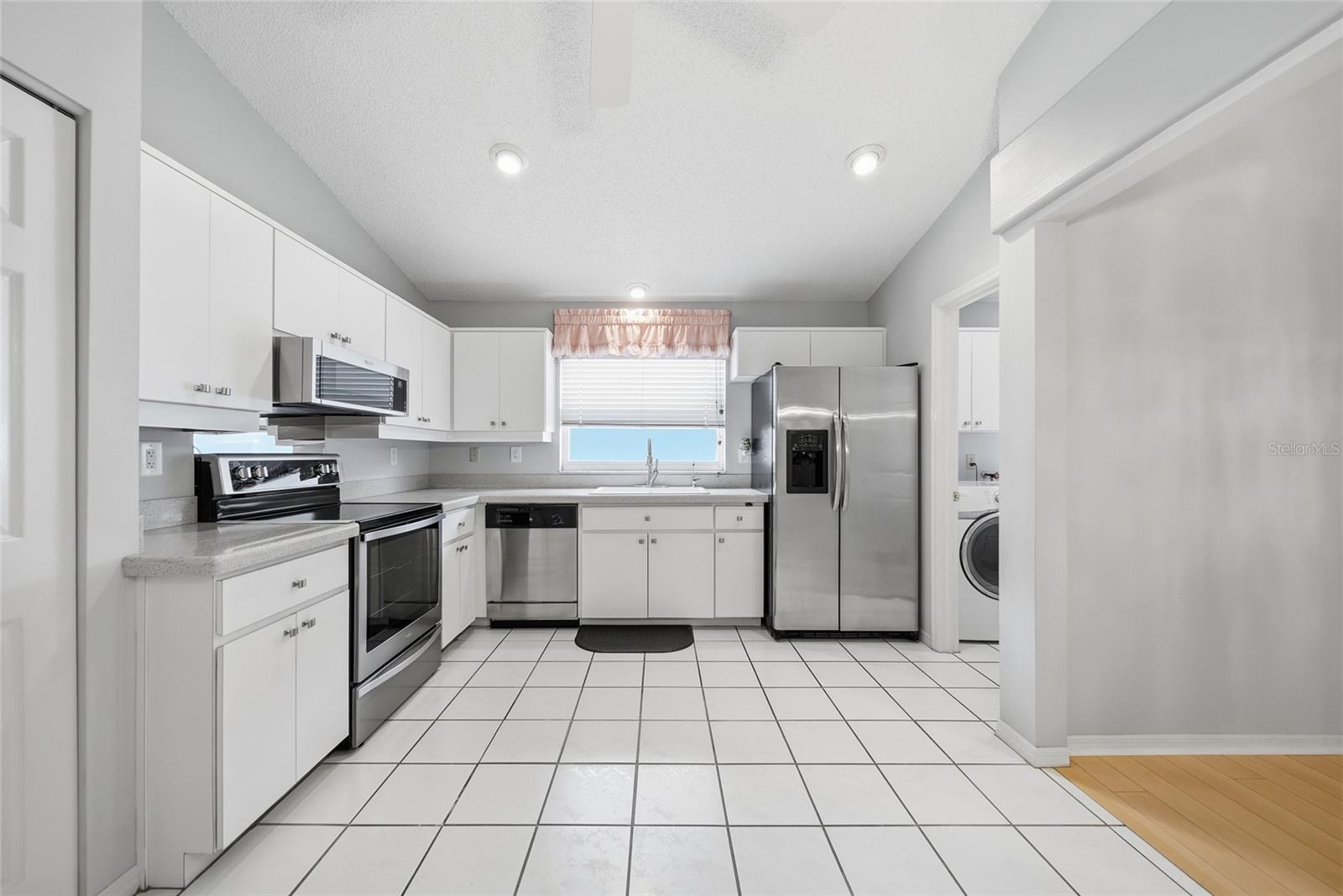 8051 THATCH TER, HUDSON, FL — photo 8
