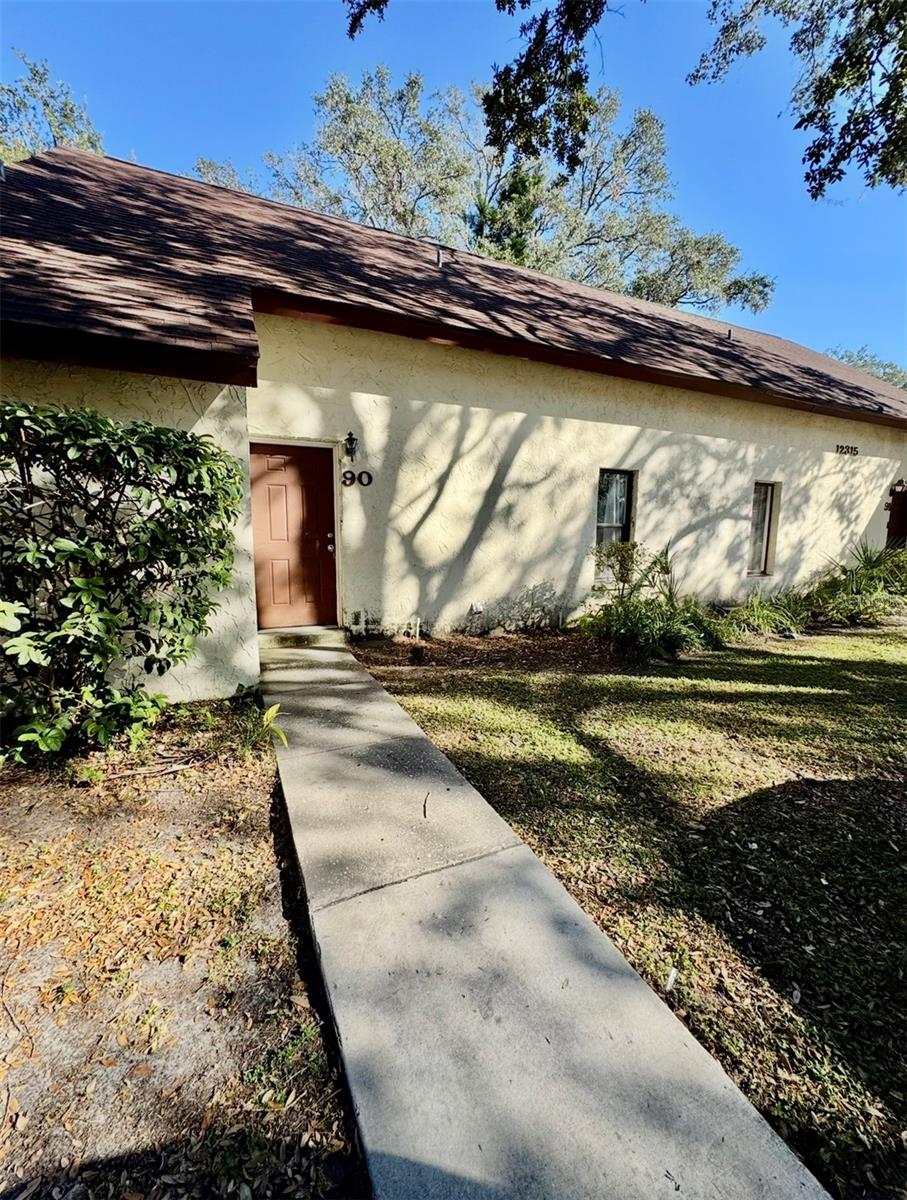 12315 TOUCHTON DR #90, TAMPA, FL