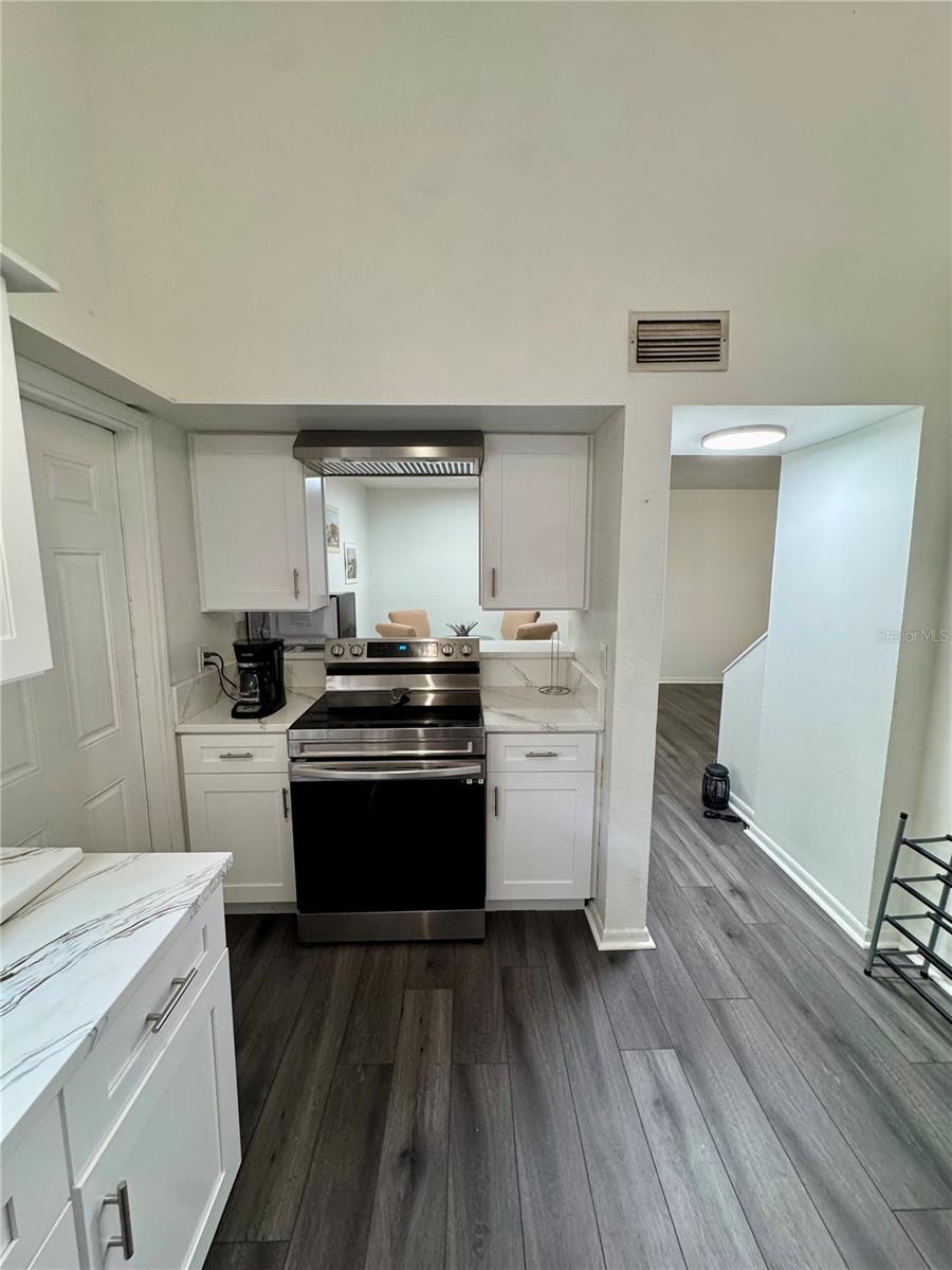 12315 TOUCHTON DR #90, TAMPA, FL — photo 4