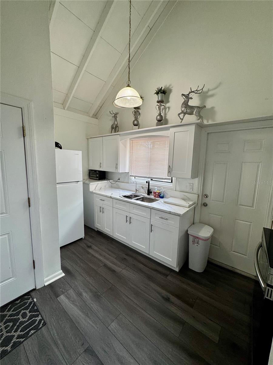 12315 TOUCHTON DR #90, TAMPA, FL — photo 28