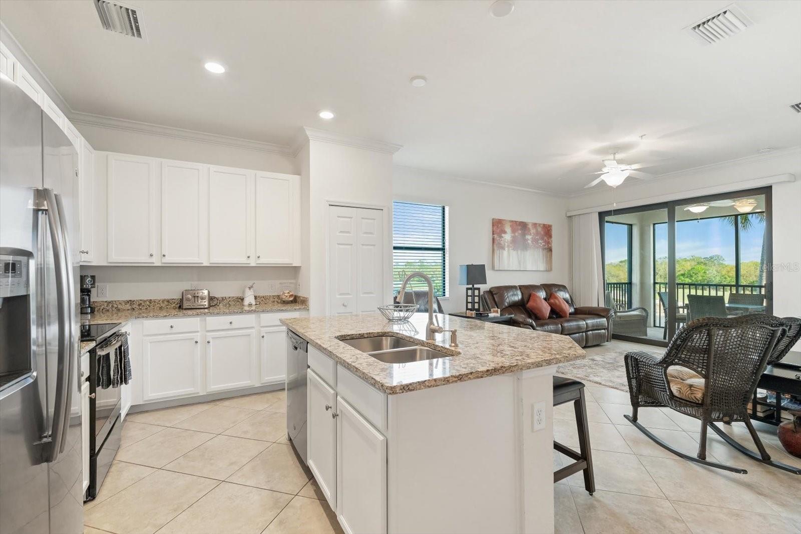 16904 VARDON TER #301, LAKEWOOD RANCH, FL — photo 7