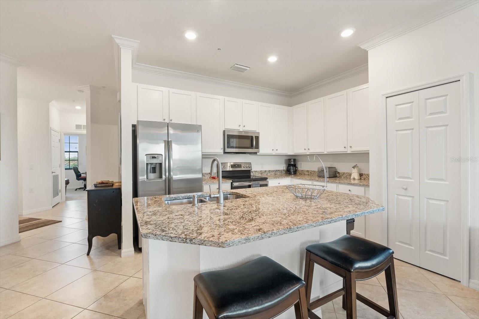16904 VARDON TER #301, LAKEWOOD RANCH, FL — photo 8
