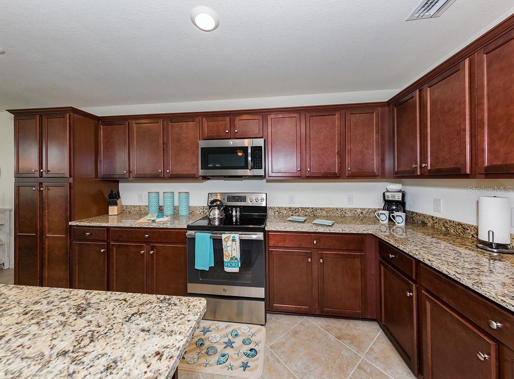 16904 VARDON TER #202, LAKEWOOD RANCH, FL — photo 22