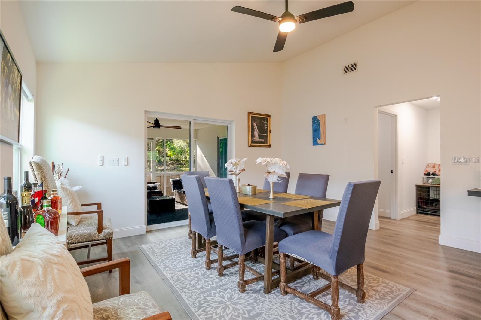 1704 W HANNA AVE, TAMPA, FL — photo 18