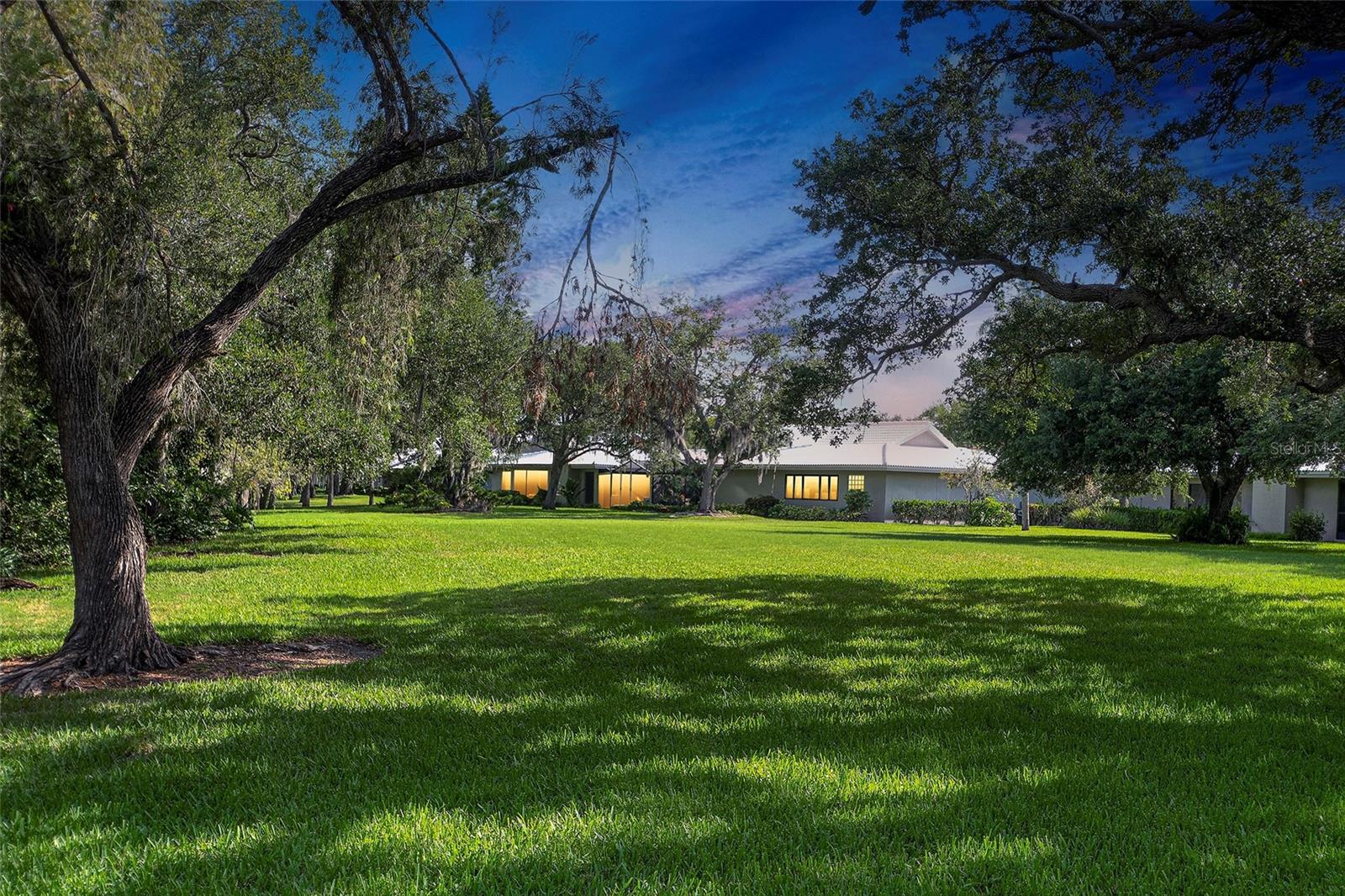 3825 WILSHIRE CIR #1, SARASOTA, FL — photo 25
