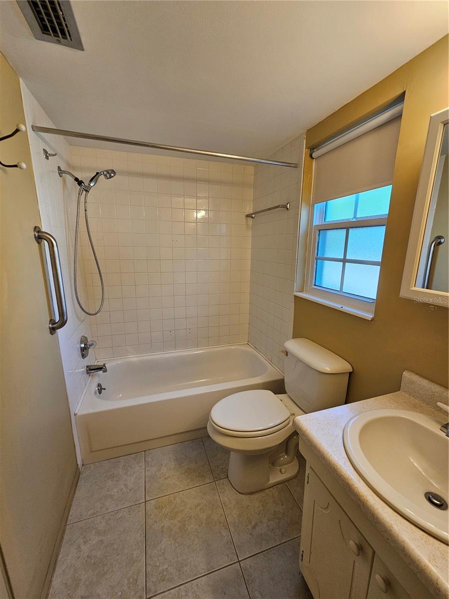 1100 E CAROLINE ST #123, TAVARES, FL — photo 27