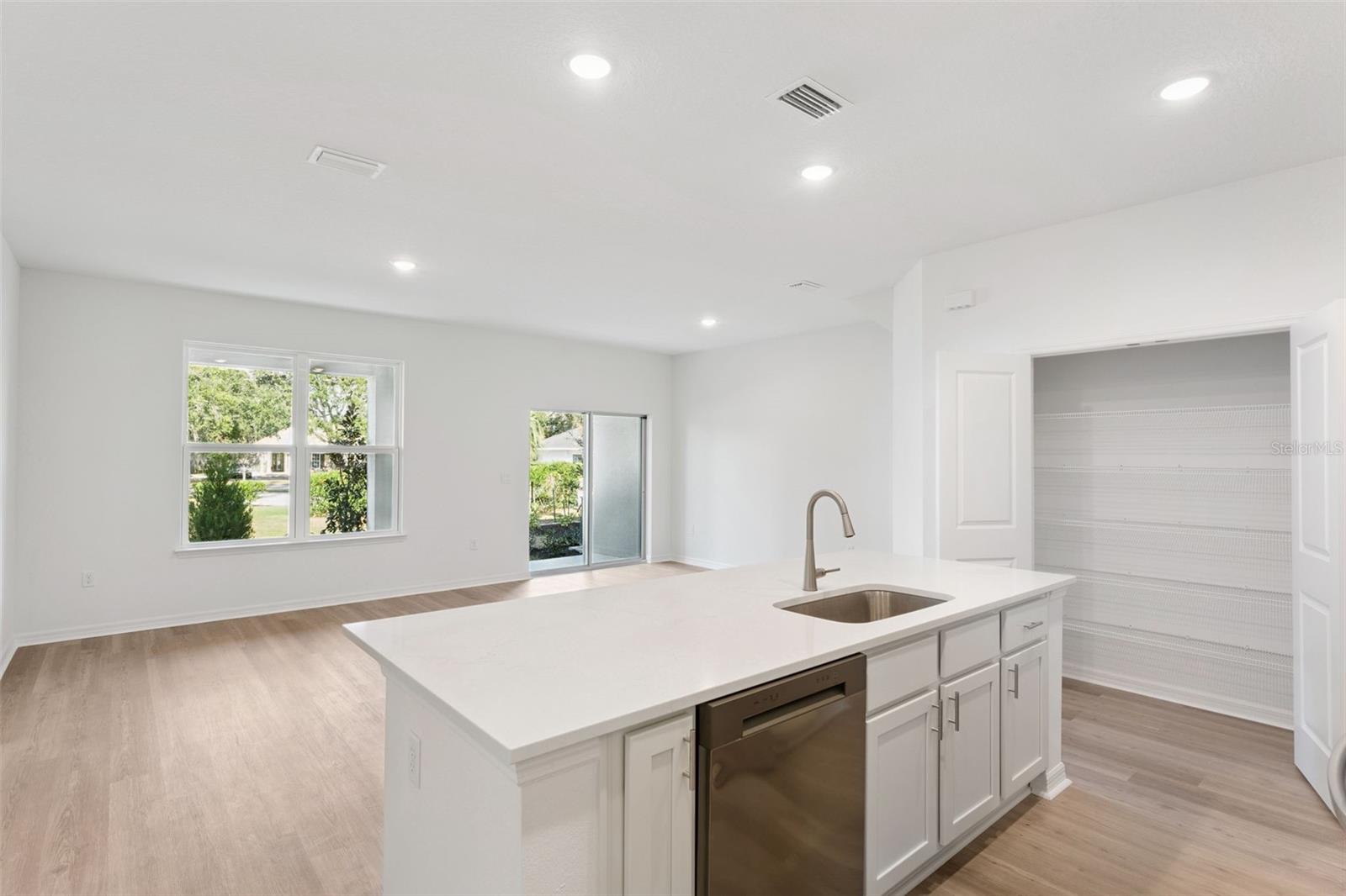 654 CEDAR ELM CT, EUSTIS, FL — photo 43