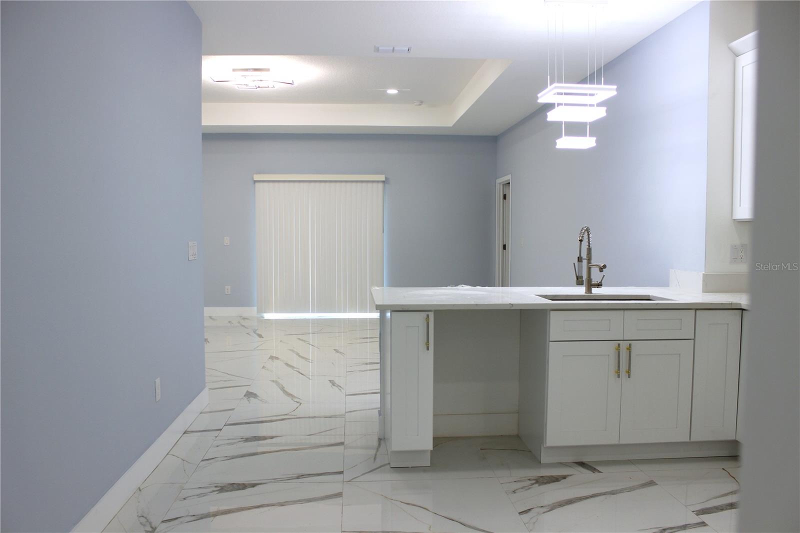 9302 N 18TH ST, TAMPA, FL — photo 12