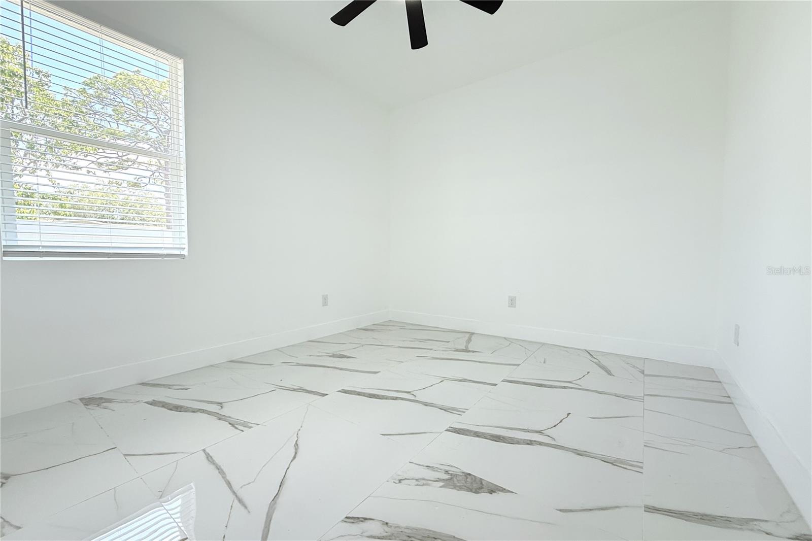 9302 N 18TH ST, TAMPA, FL — photo 29