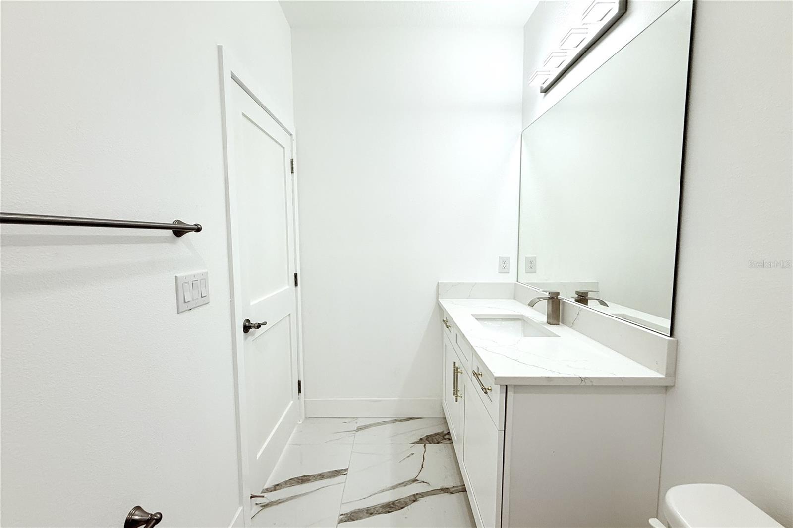 9302 N 18TH ST, TAMPA, FL — photo 39