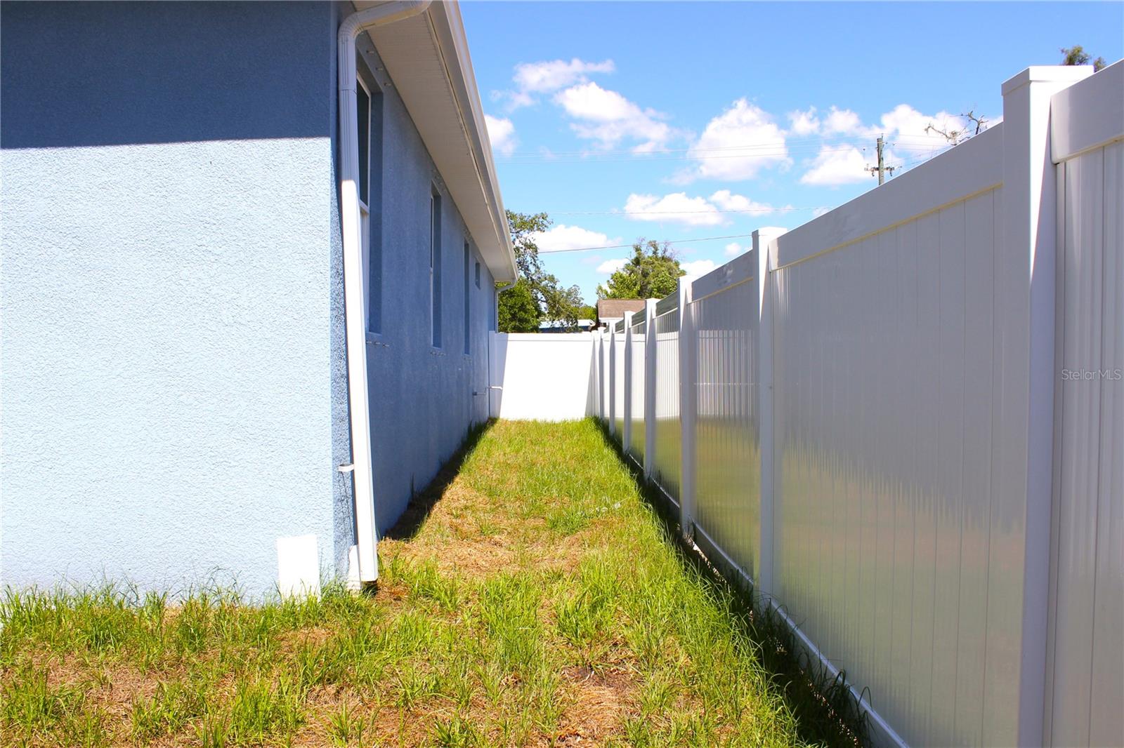 9302 N 18TH ST, TAMPA, FL — photo 41
