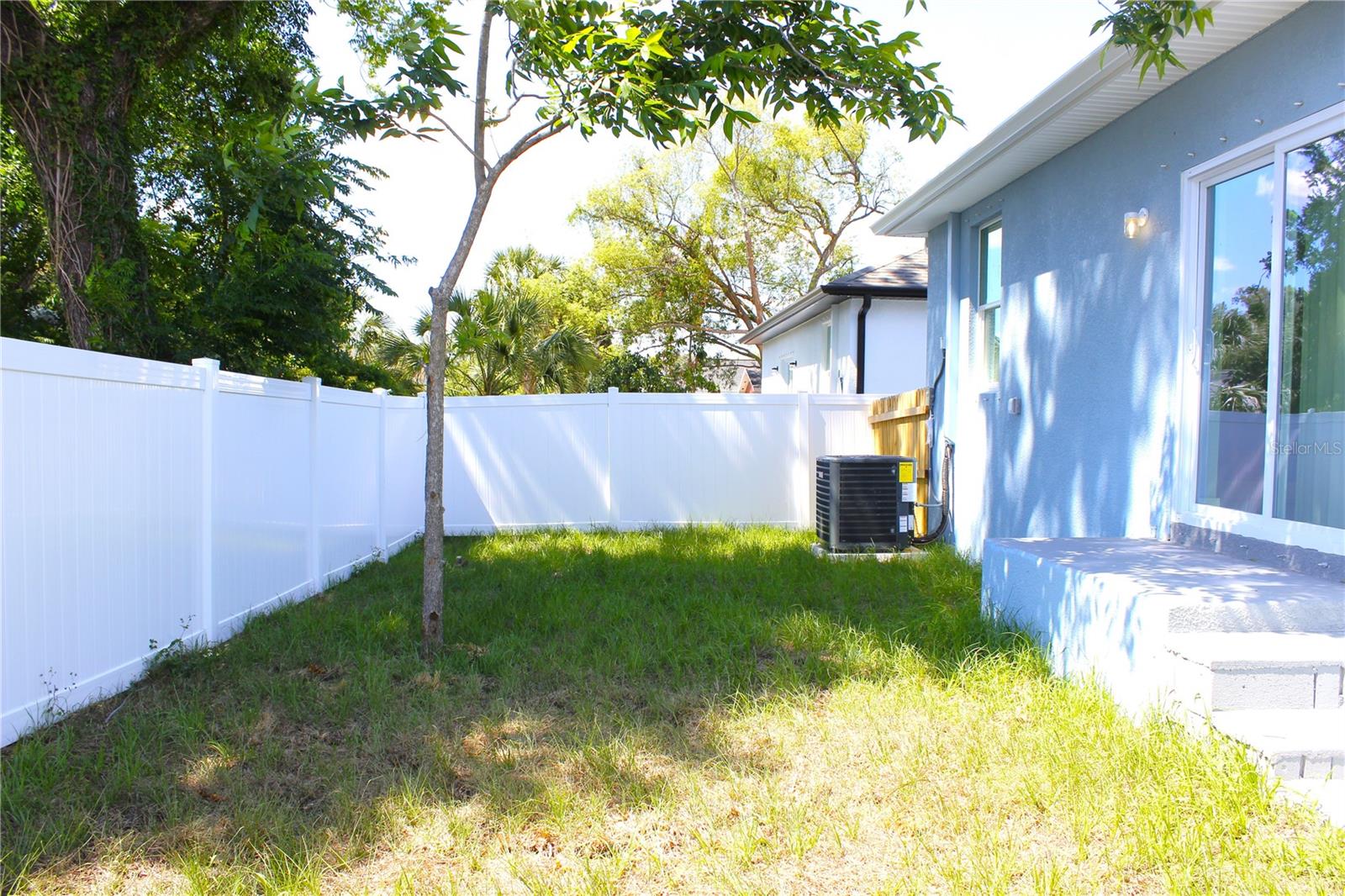 9302 N 18TH ST, TAMPA, FL — photo 42