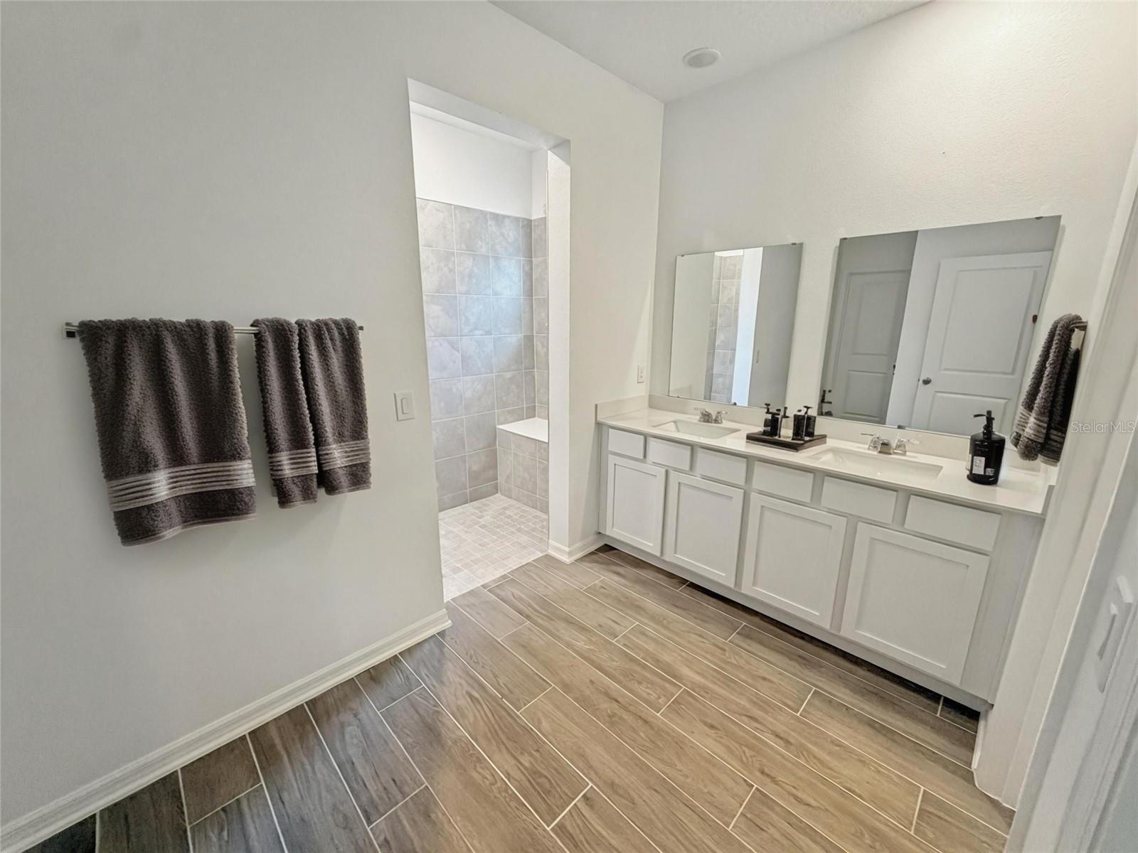 4807 WORCHESTER DR, KISSIMMEE, FL — photo 8