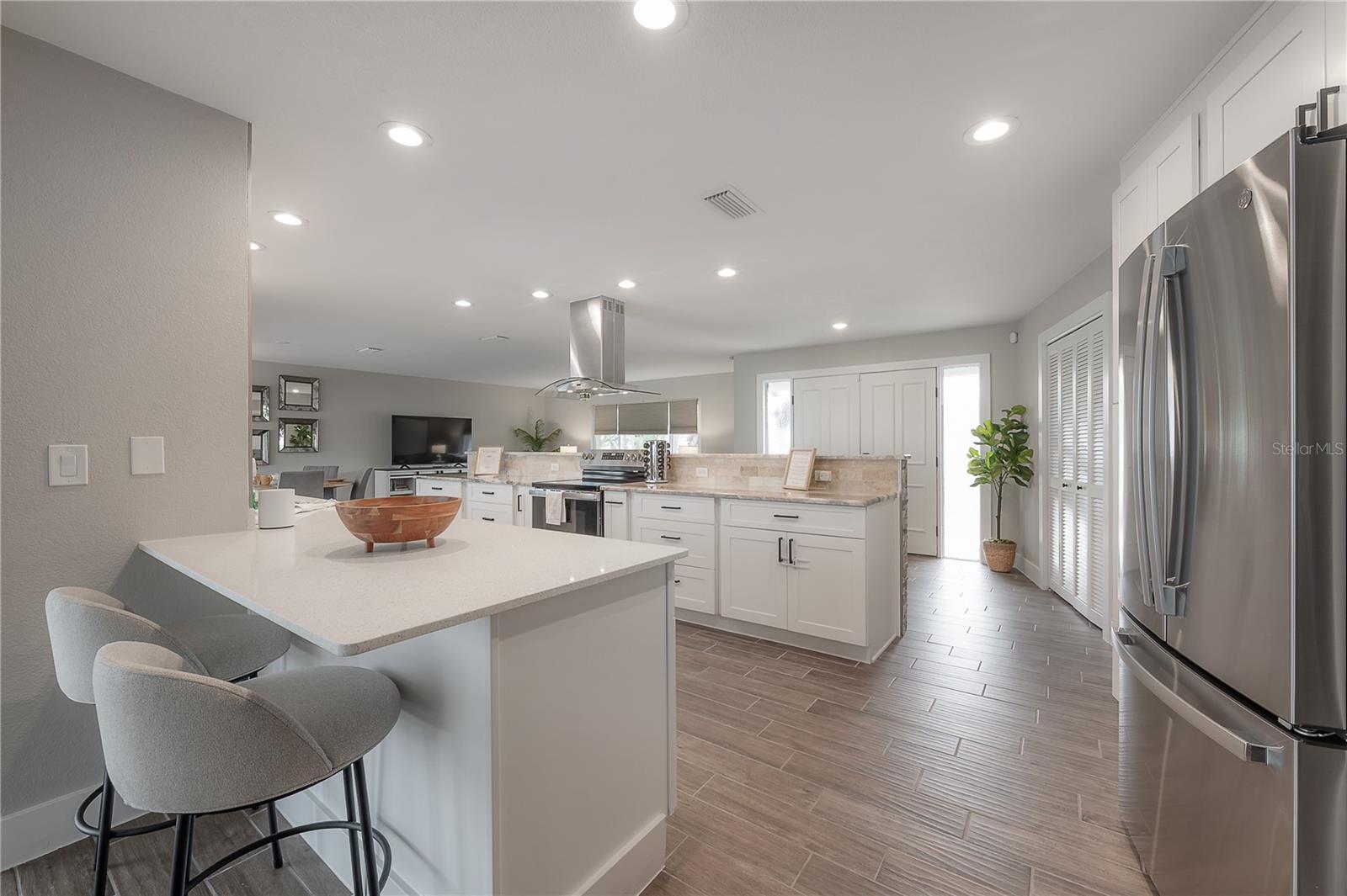 6322 COTTONWOOD LN, APOLLO BEACH, FL — photo 16