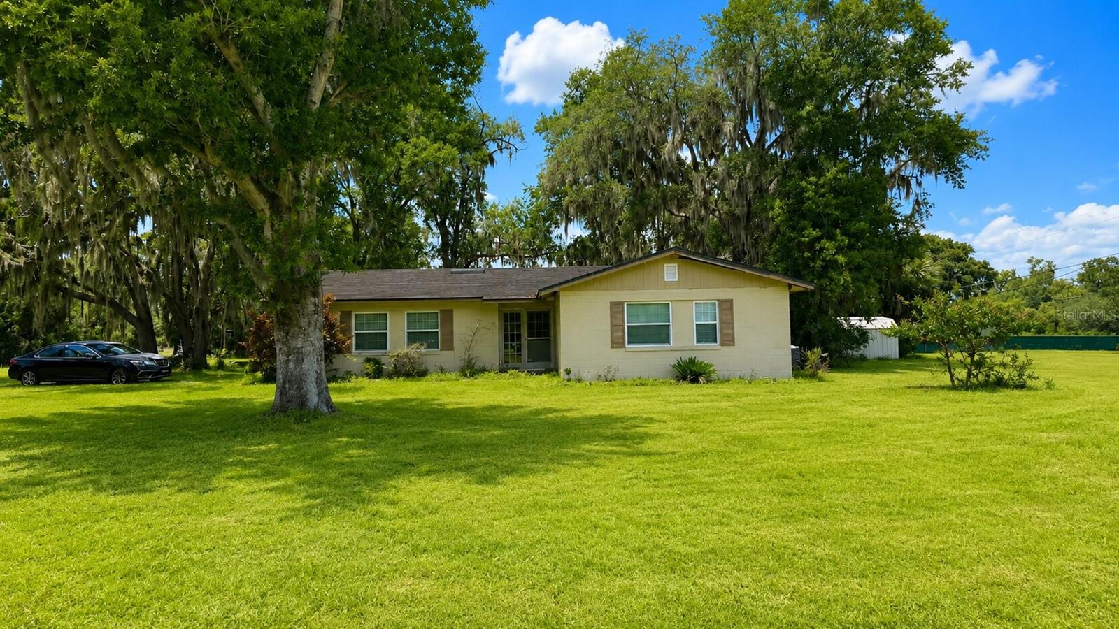 150 W 11TH ST, CHULUOTA, FL — photo 7
