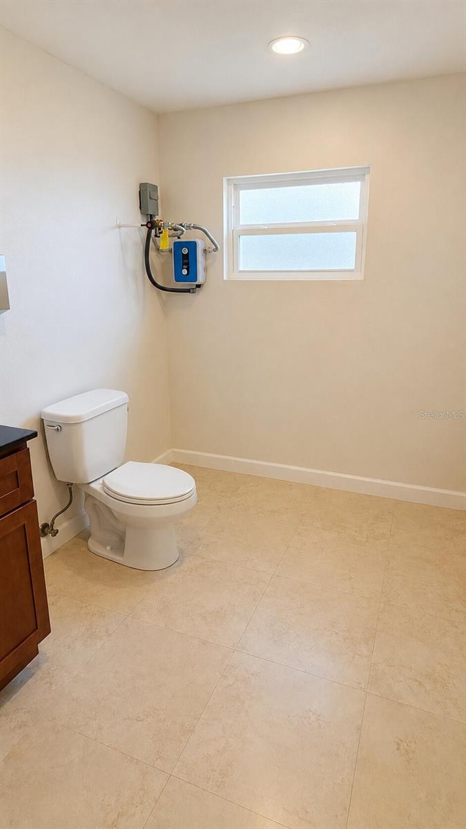 150 W 11TH ST, CHULUOTA, FL — photo 12