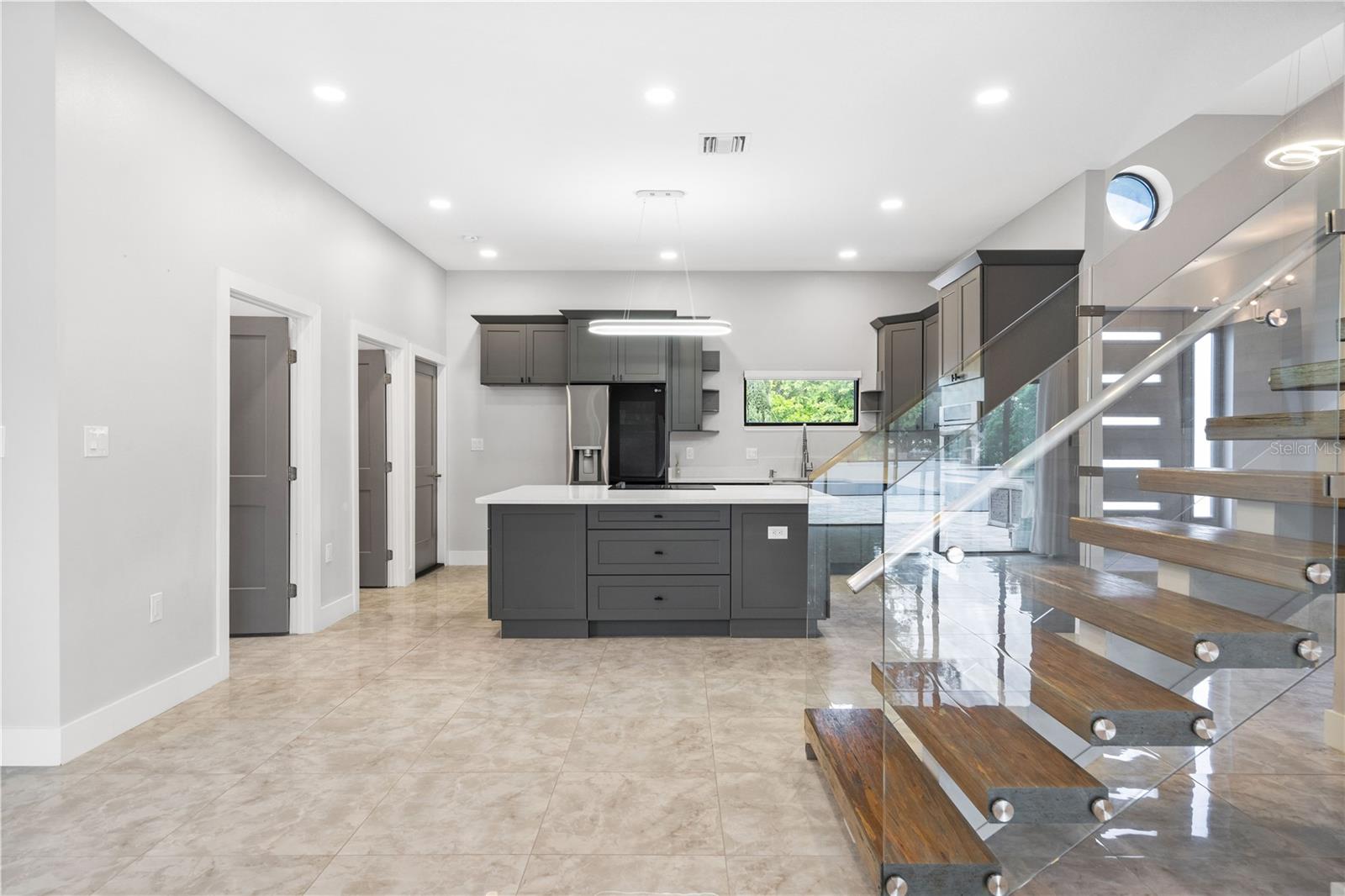 541 W LAKE BRANTLEY RD, ALTAMONTE SPRINGS, FL — photo 10