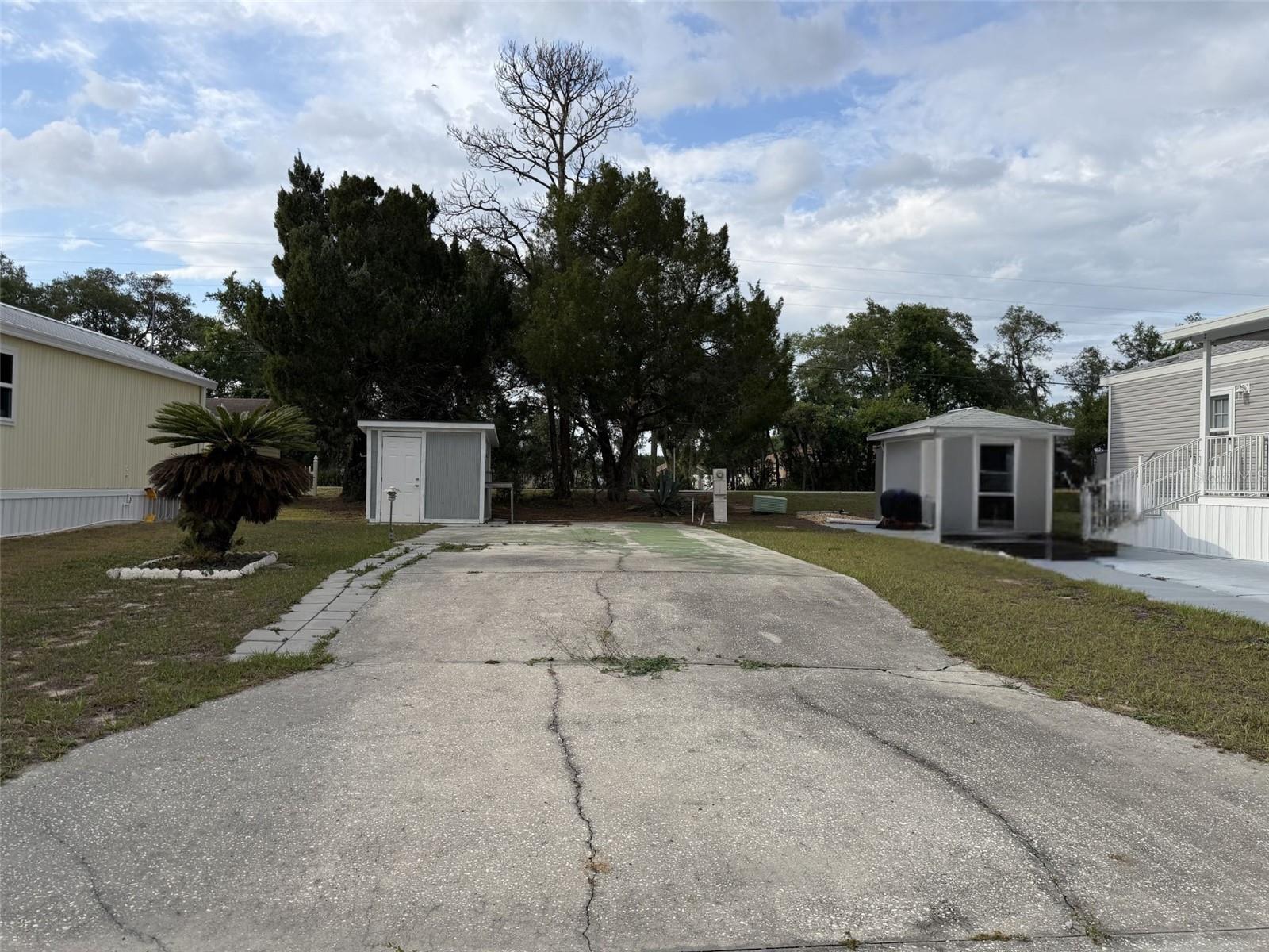 21 FAIRVIEW DR N, HAINES CITY, FL