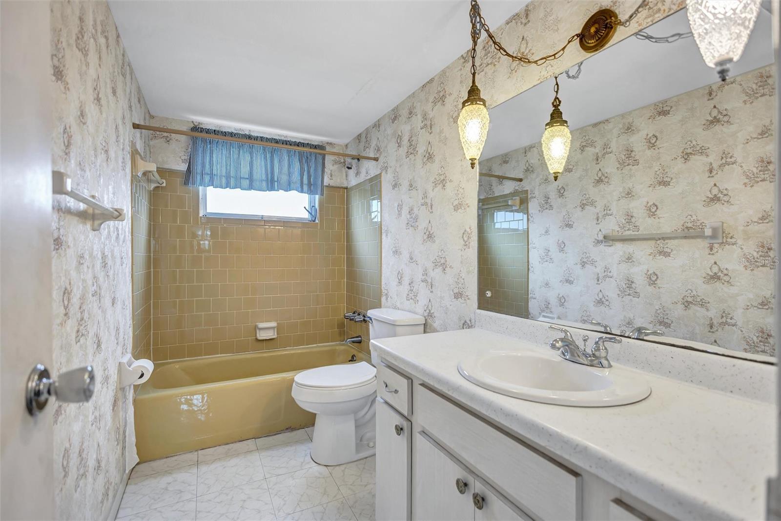 2217 SUNSET DR #E27, BRADENTON, FL — photo 17