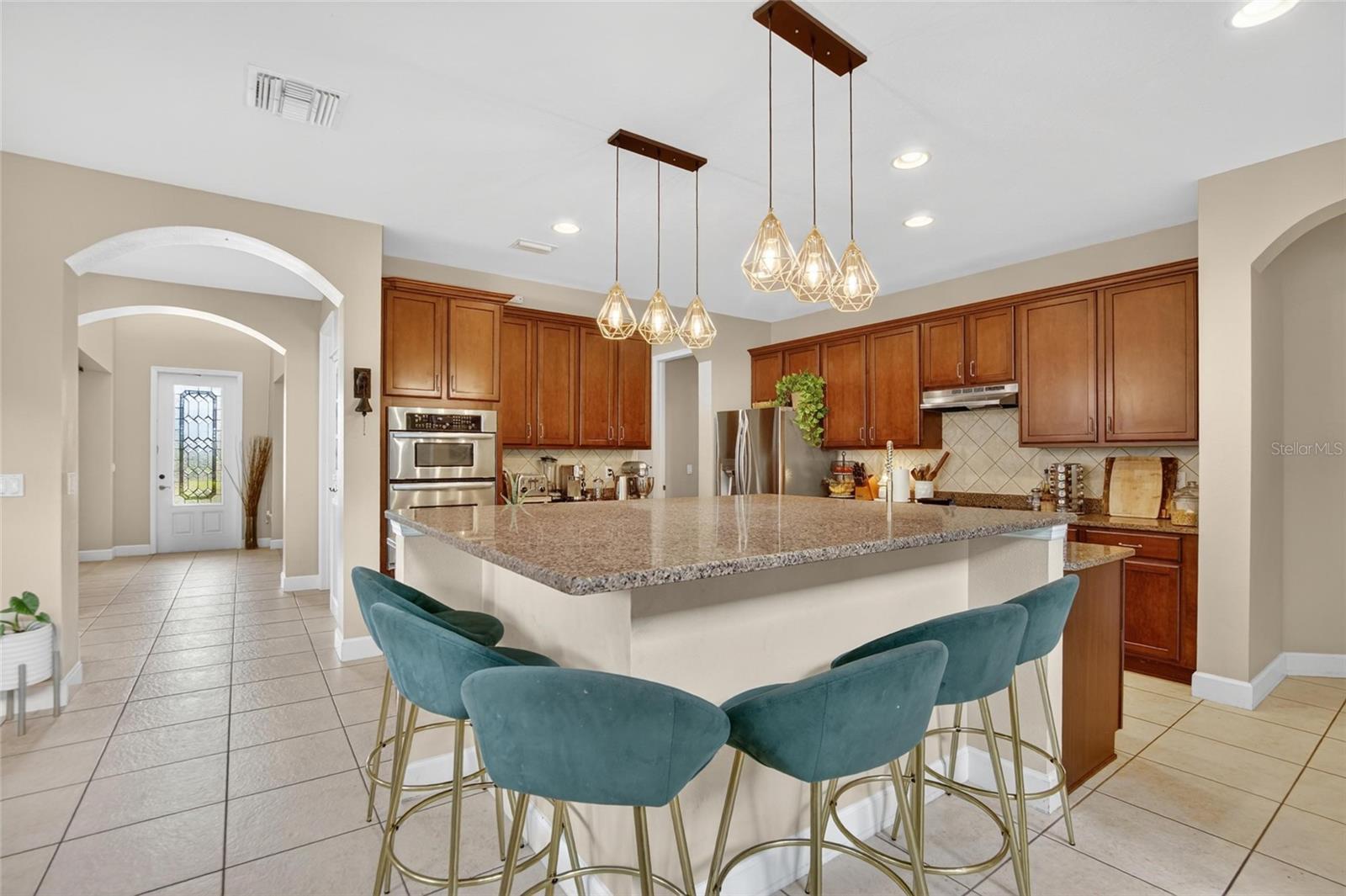 7959 HAMPTON LAKE DR, TAMPA, FL — photo 14