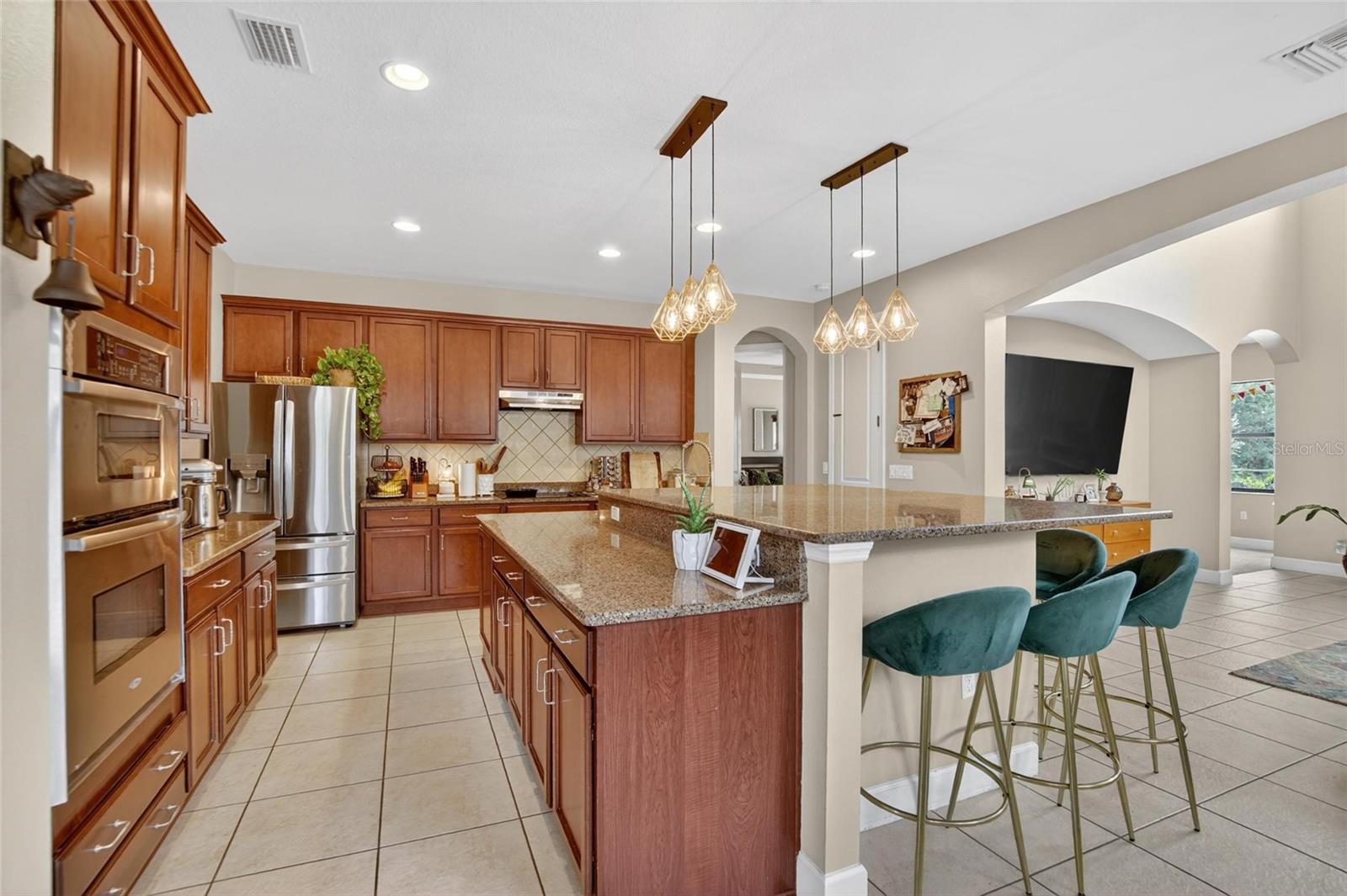 7959 HAMPTON LAKE DR, TAMPA, FL — photo 19