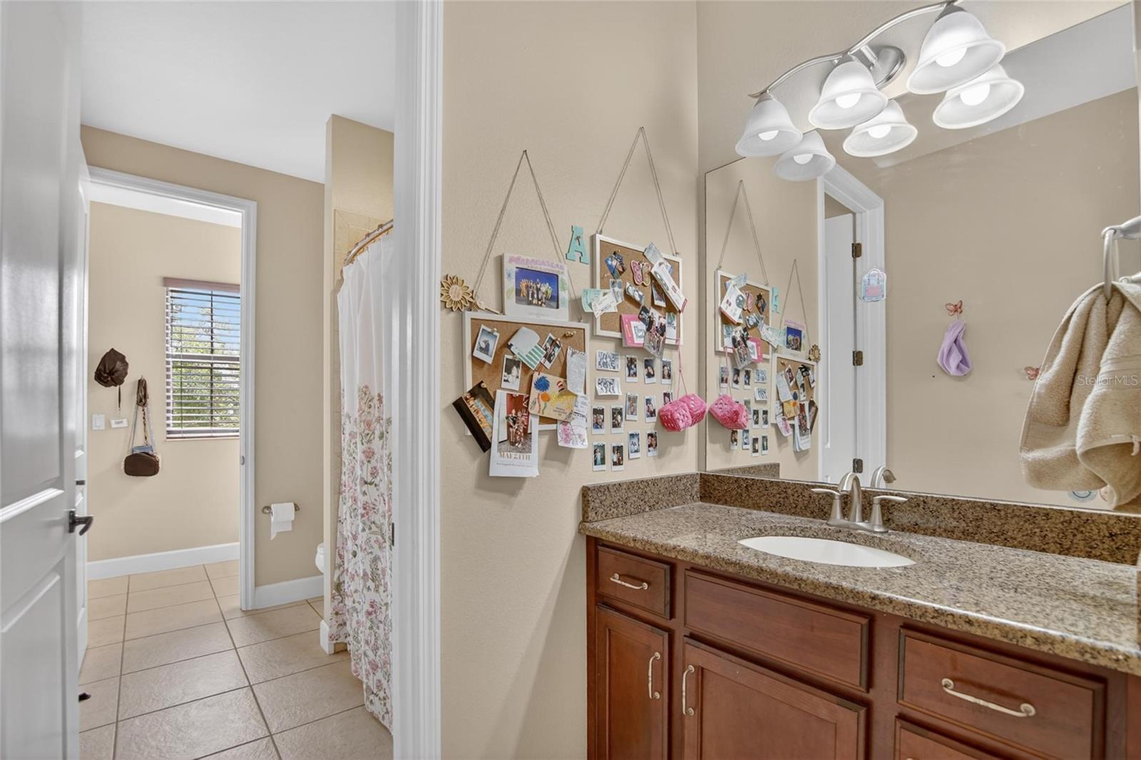 7959 HAMPTON LAKE DR, TAMPA, FL — photo 56
