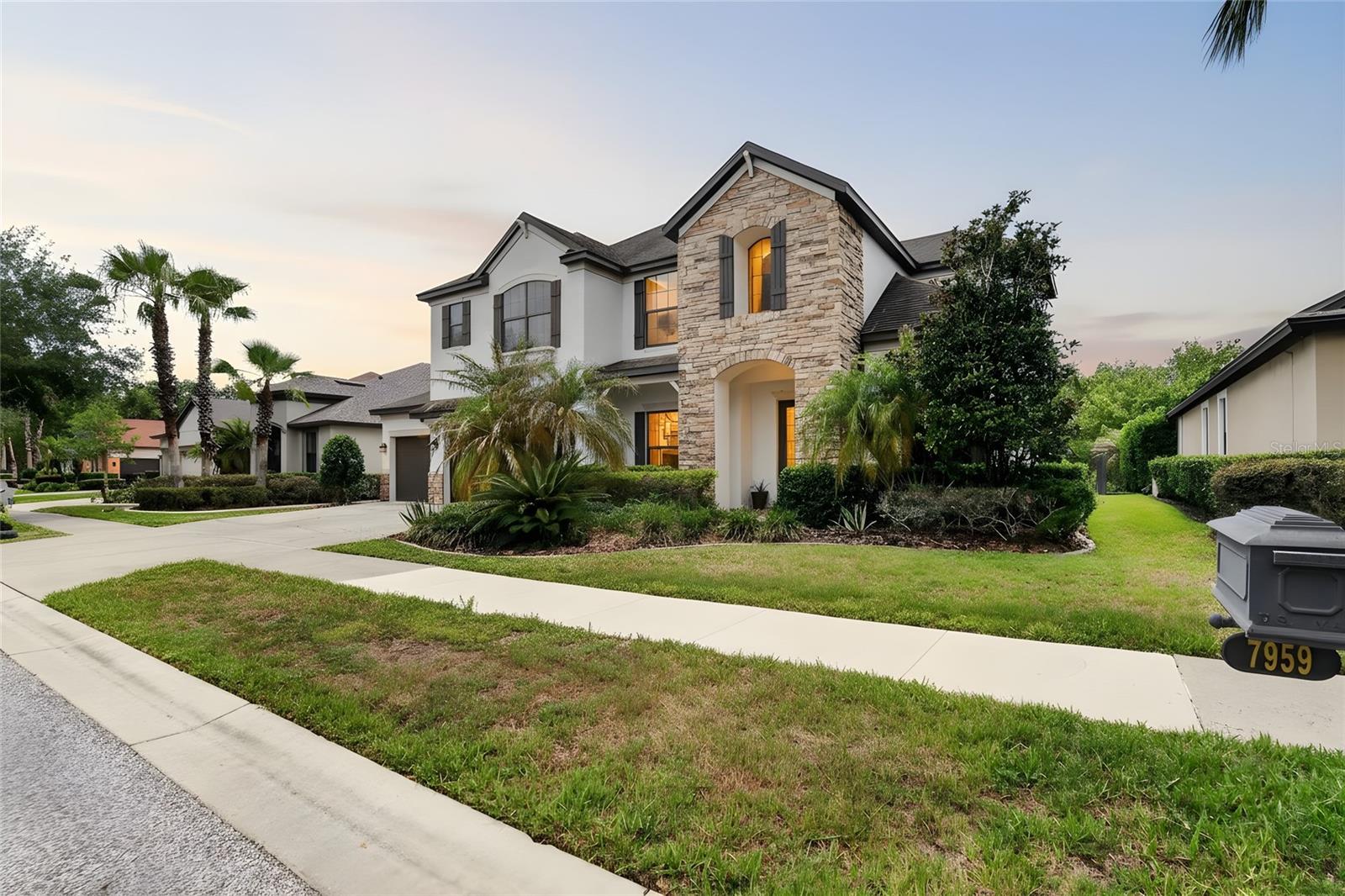 7959 HAMPTON LAKE DR, TAMPA, FL — photo 98