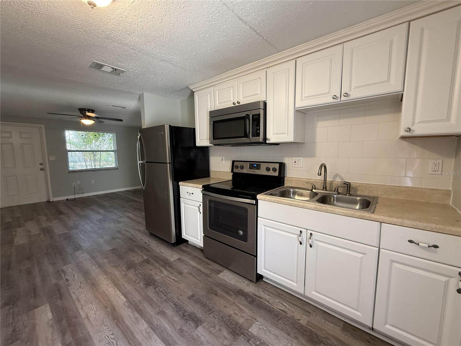 350 ELMSTREET CT #6, ENGLEWOOD, FL — photo 4