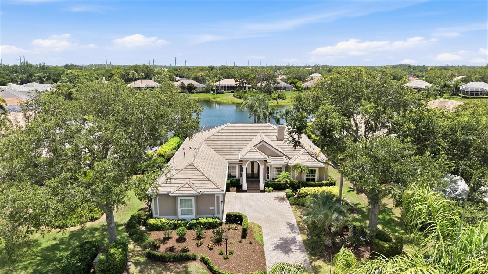 8160 COLLINGWOOD CT, UNIVERSITY PARK, FL