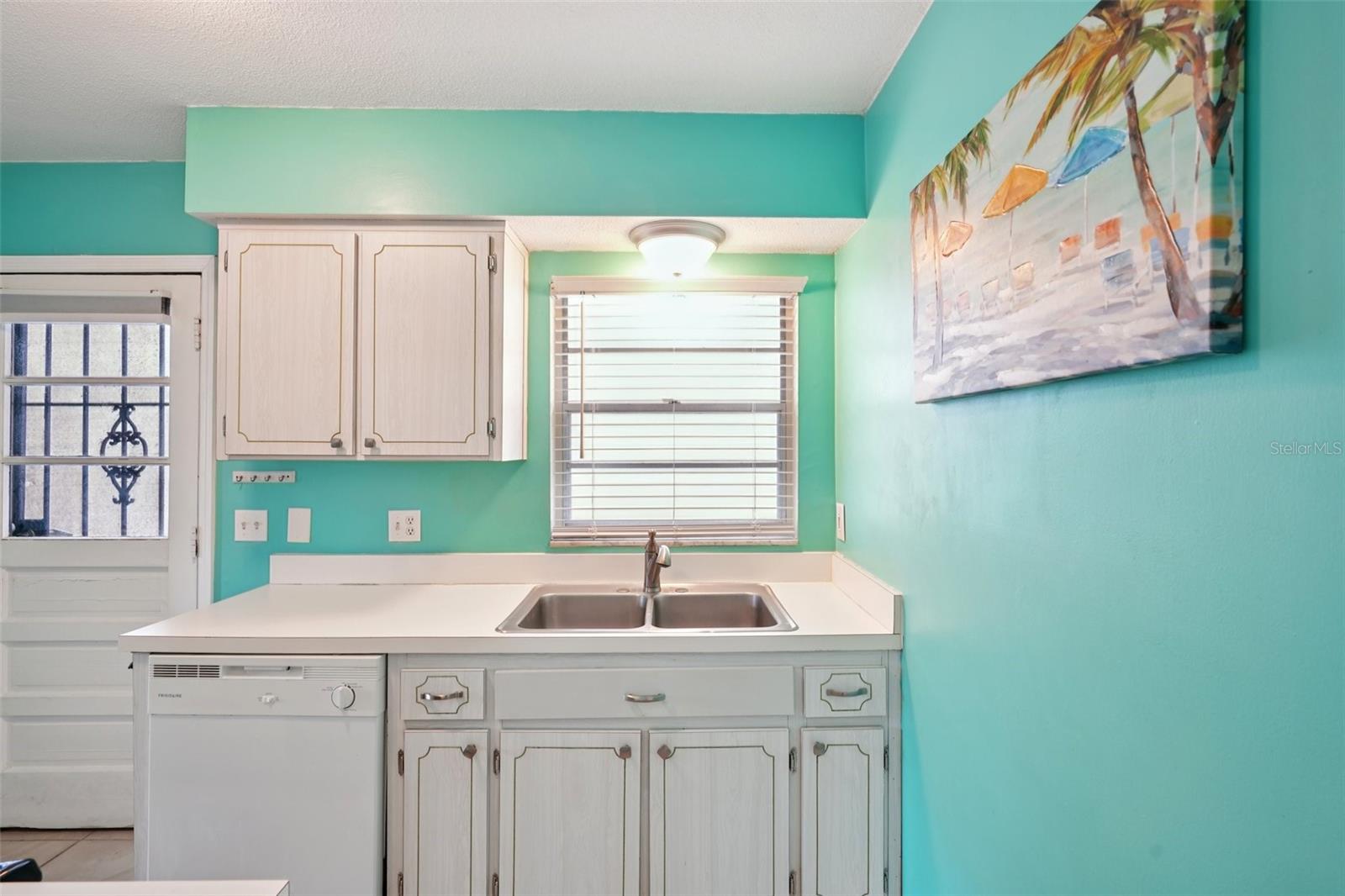 1115 RUE DES CHATEAUX #2A, SOUTH PASADENA, FL — photo 9