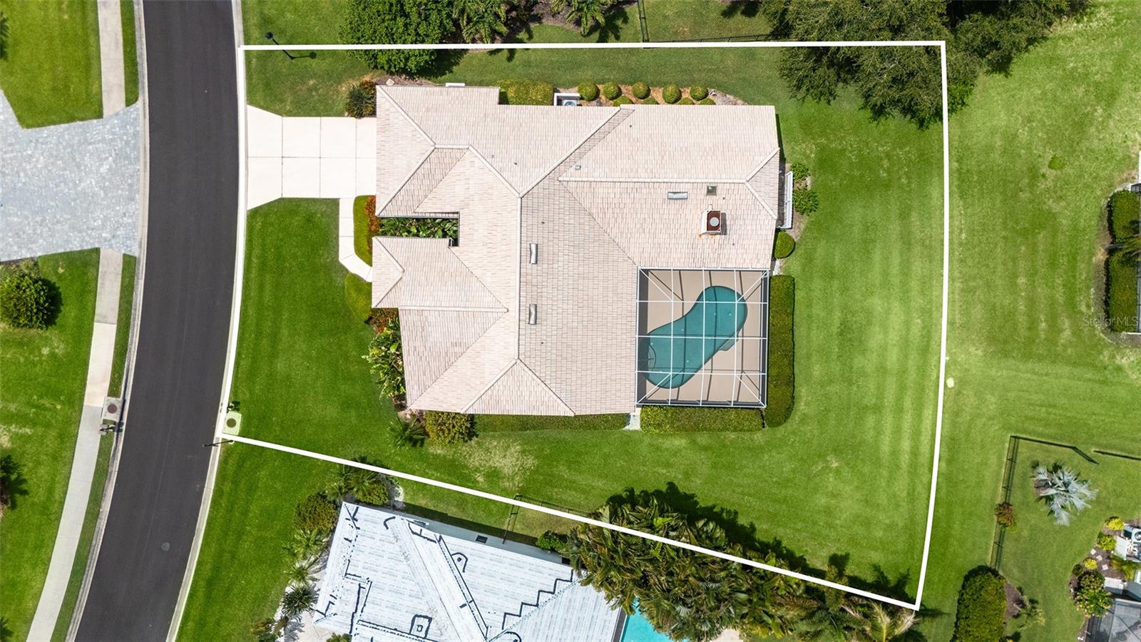 4871 WINTERHAVEN DR, SARASOTA, FL — photo 3