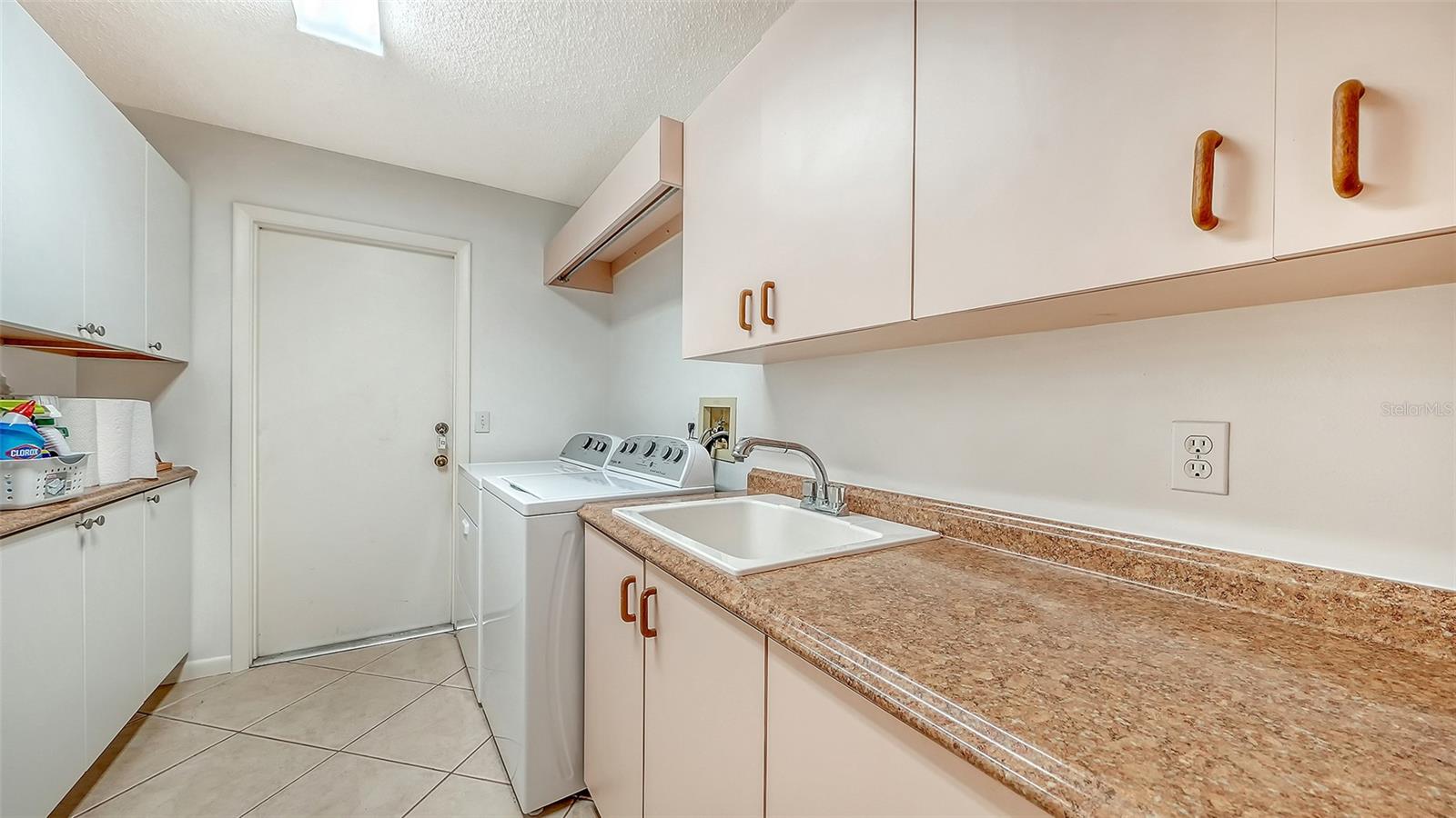 4871 WINTERHAVEN DR, SARASOTA, FL — photo 42