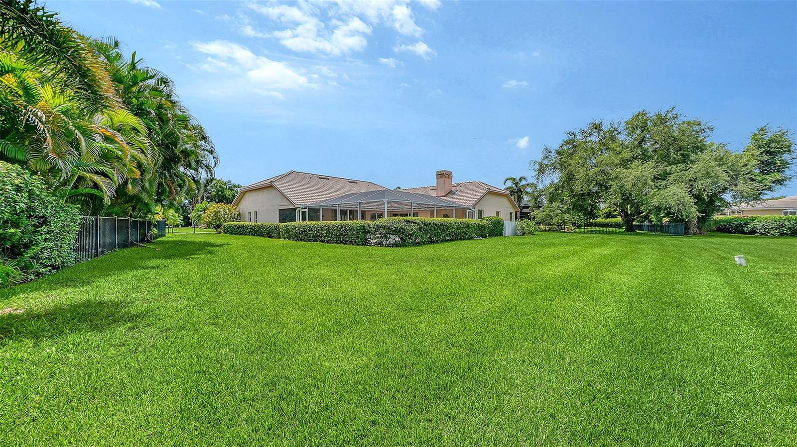 4871 WINTERHAVEN DR, SARASOTA, FL — photo 51
