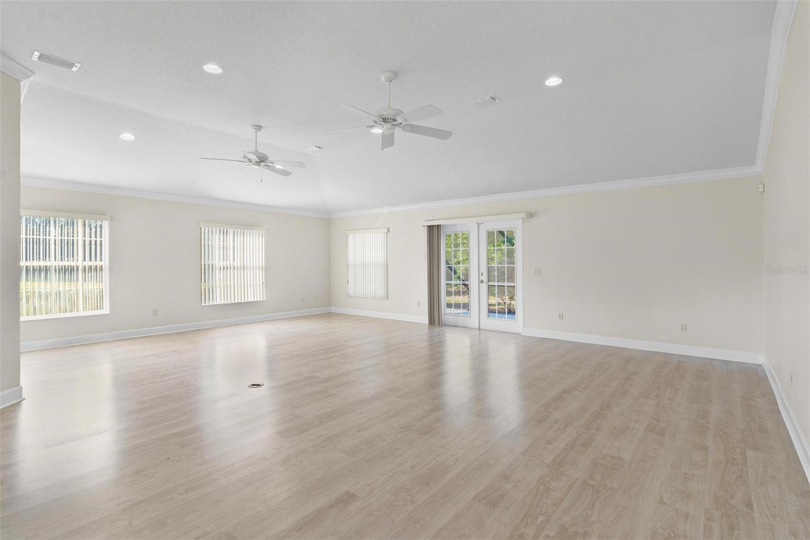5009 HARBOR HTS, LADY LAKE, FL — photo 13