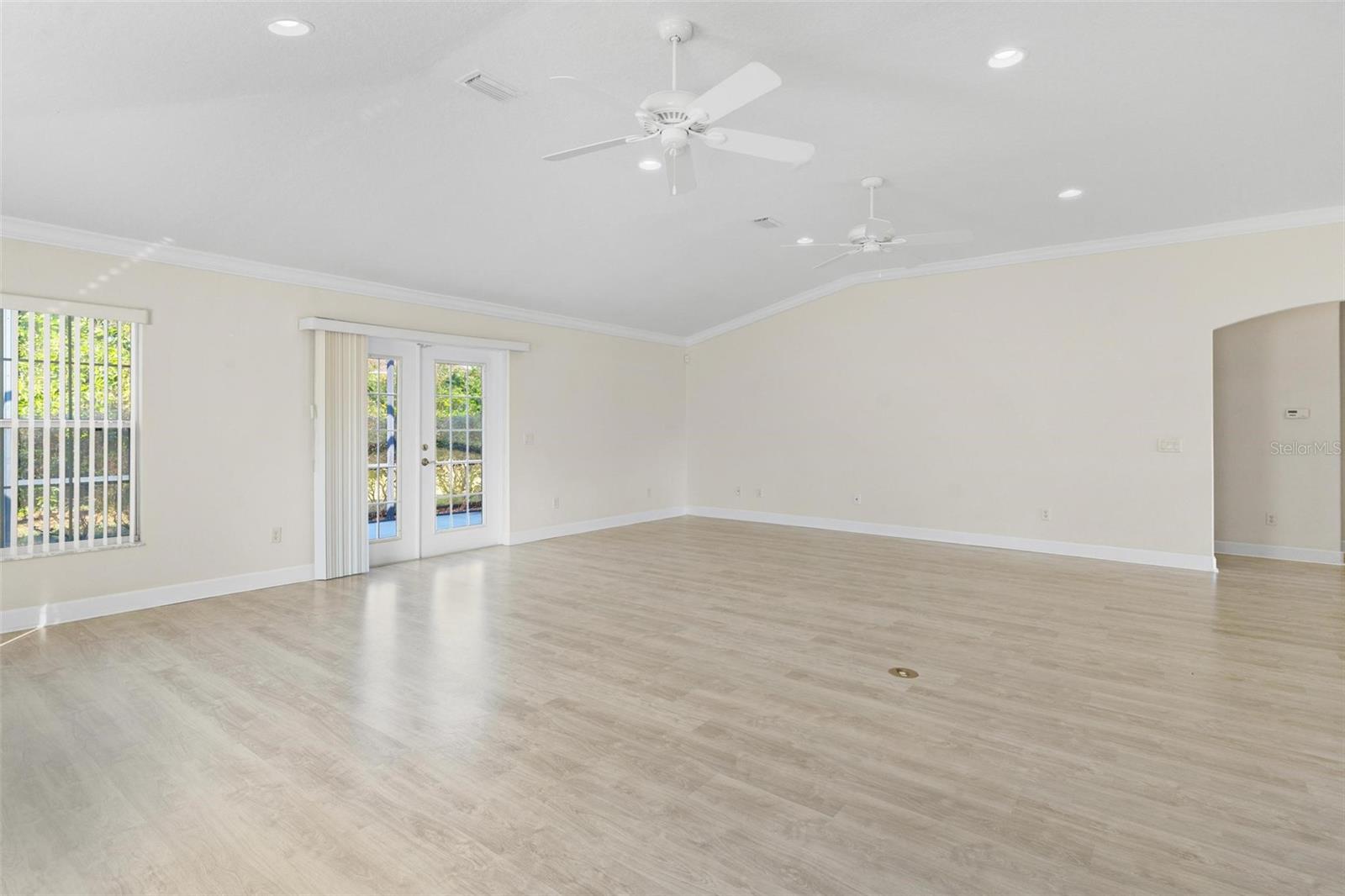 5009 HARBOR HTS, LADY LAKE, FL — photo 15