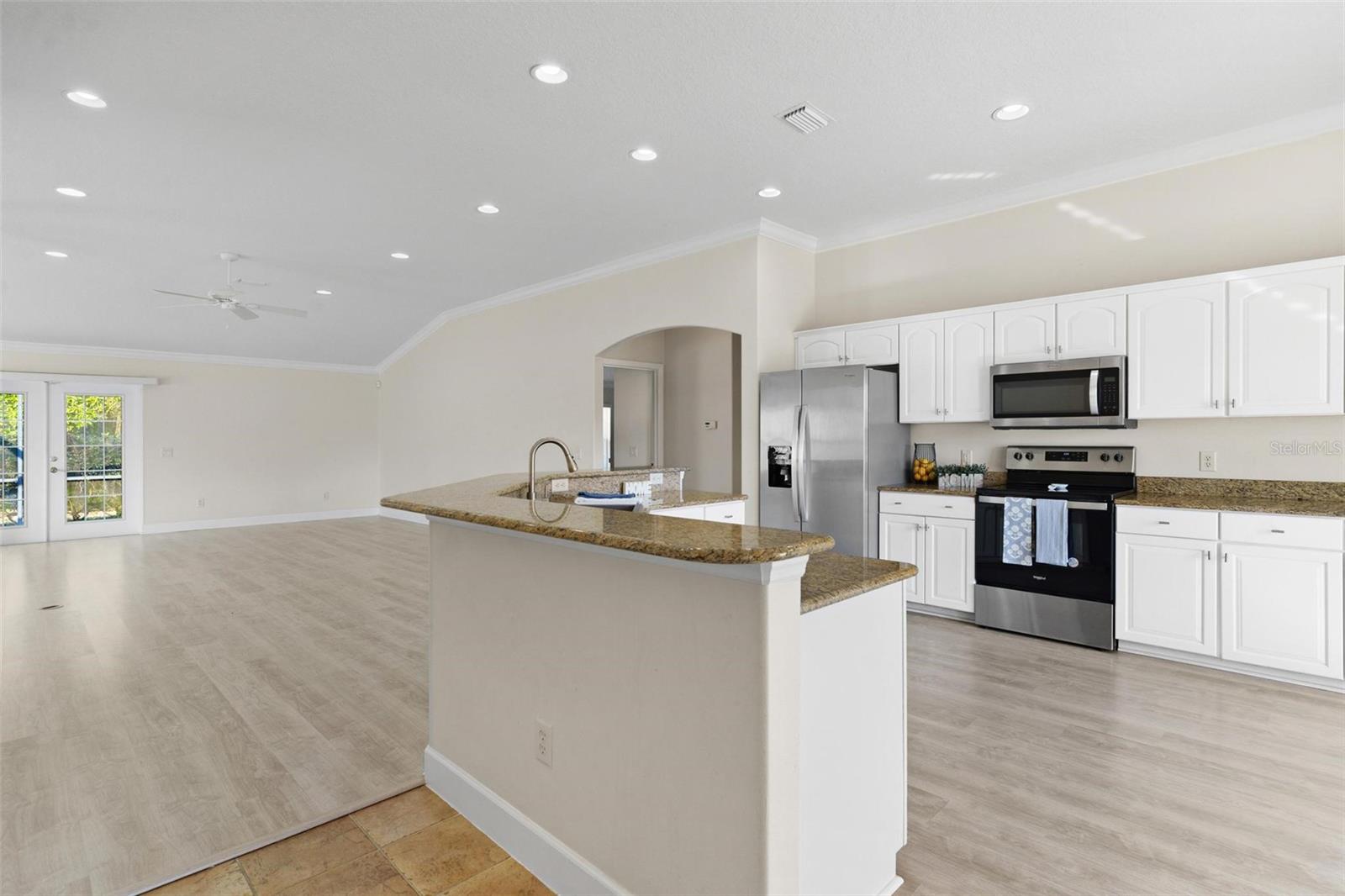 5009 HARBOR HTS, LADY LAKE, FL — photo 26