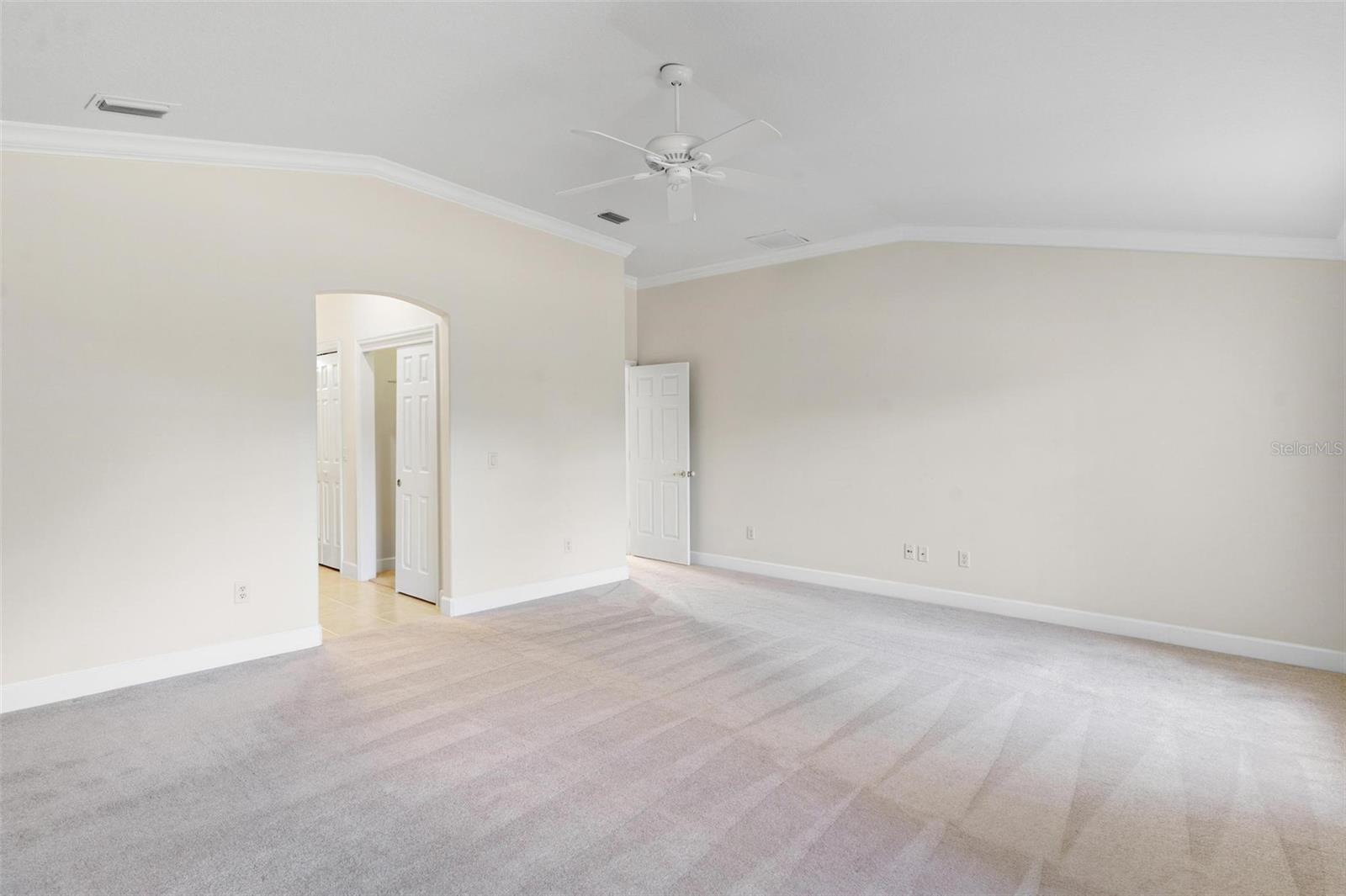 5009 HARBOR HTS, LADY LAKE, FL — photo 40