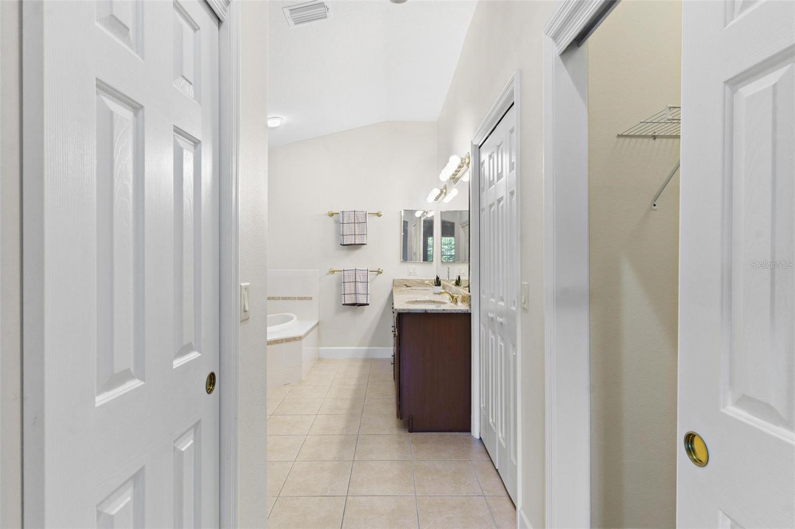 5009 HARBOR HTS, LADY LAKE, FL — photo 42