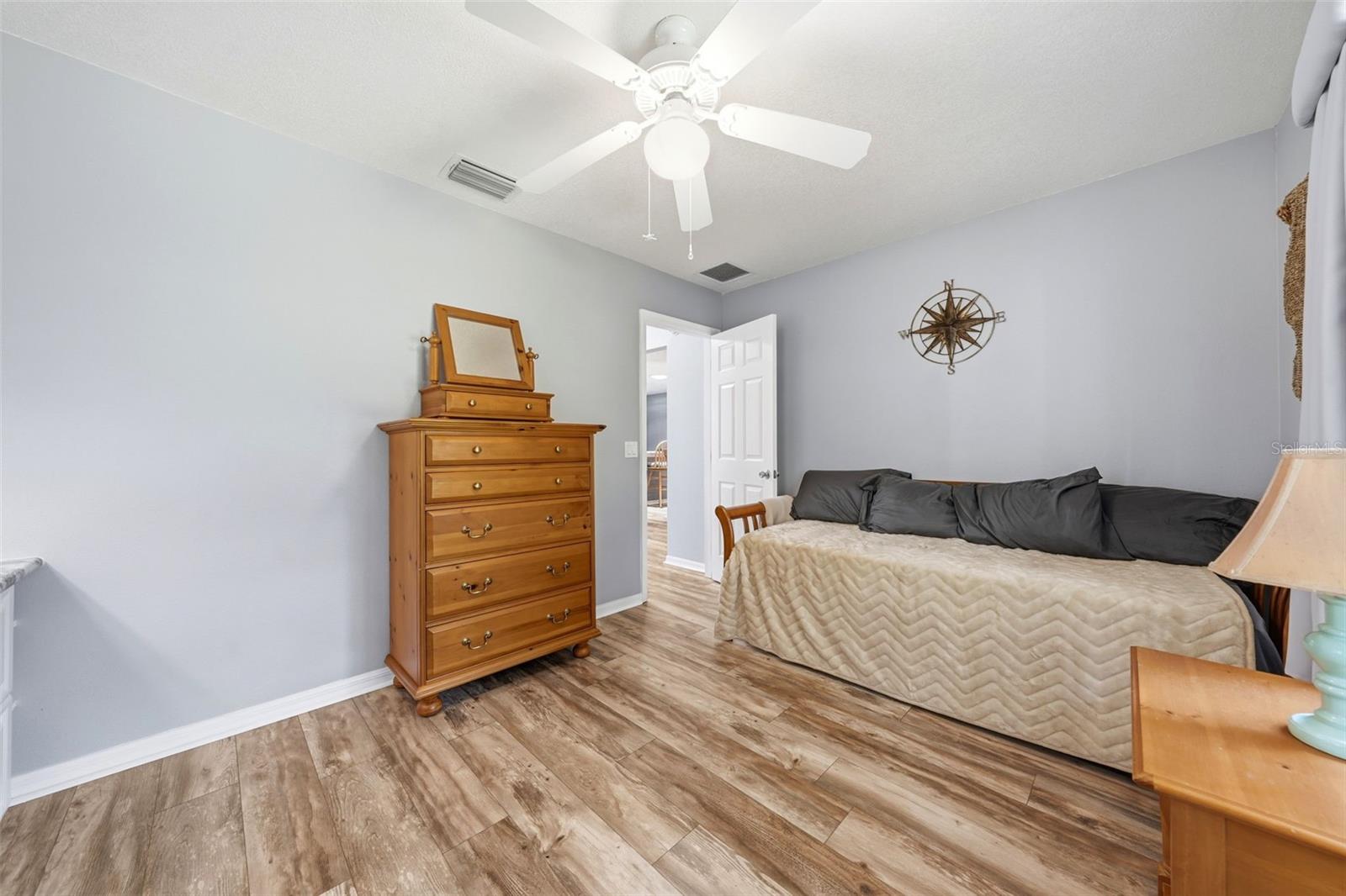 8142 SE 175TH COLUMBIA PL, THE VILLAGES, FL — photo 24