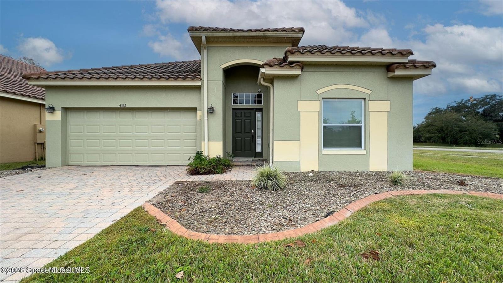 4367 FITZROY REEF DR, MIMS, FL