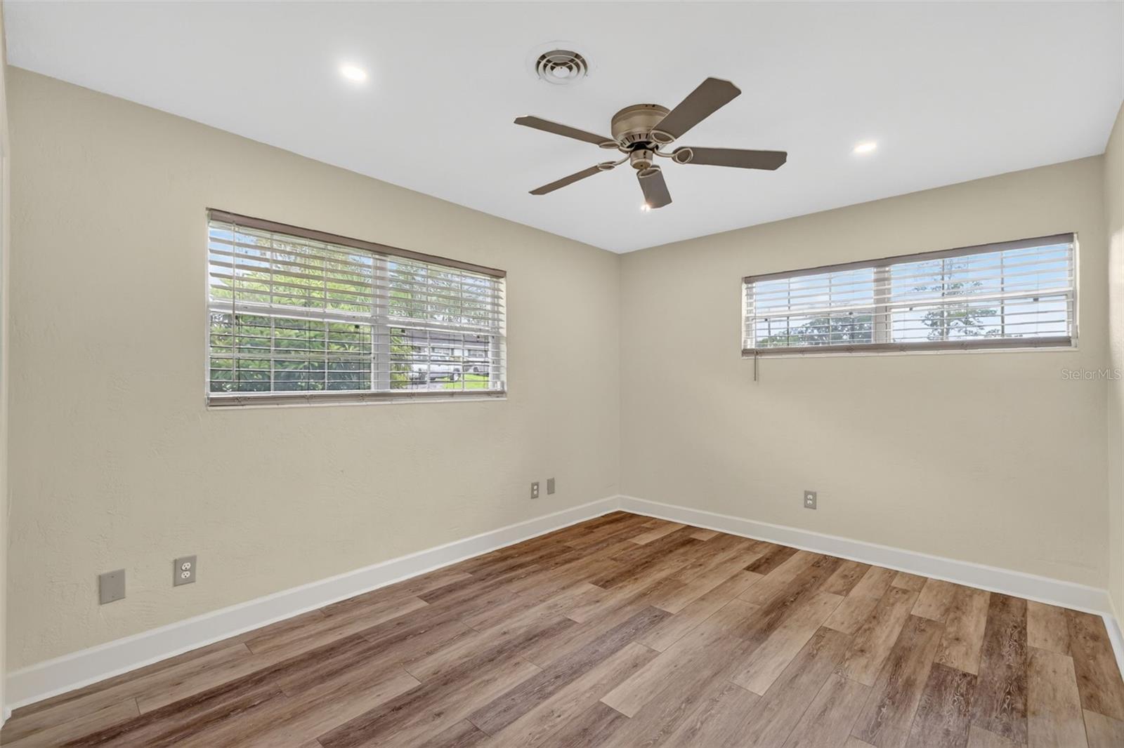 550 SE 39TH TER, OCALA, FL — photo 27