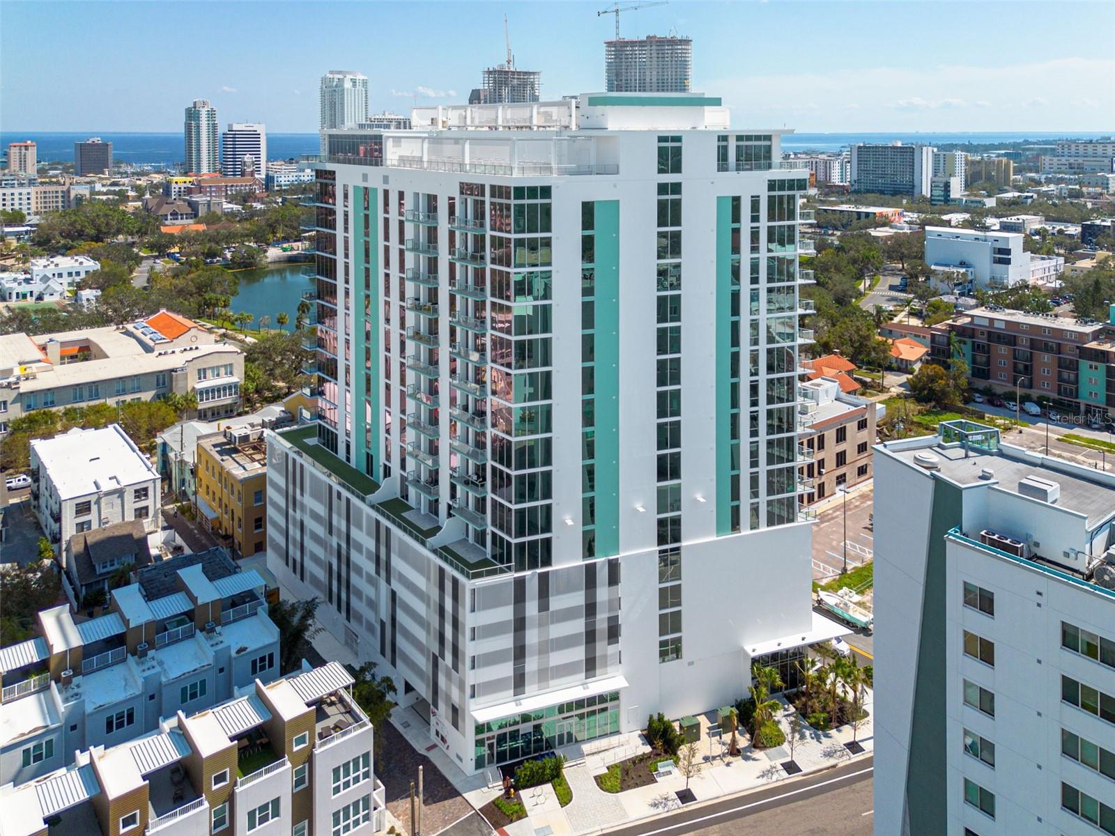 777 3RD AVE N #1104, ST PETERSBURG, FL — photo 2