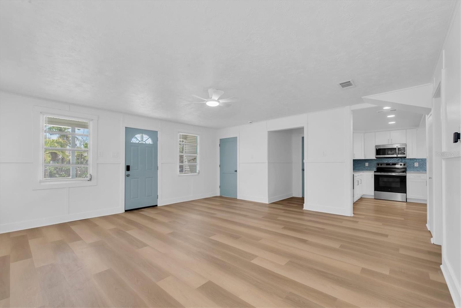 358 BOCA CIEGA DR, MADEIRA BEACH, FL — photo 4