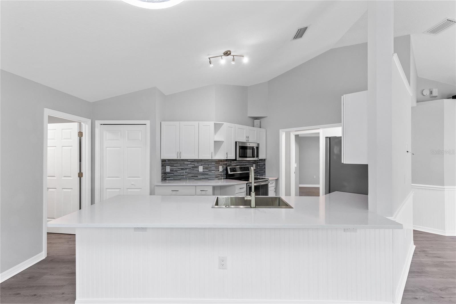 4103 BOB WHITE CT, ST CLOUD, FL — photo 7