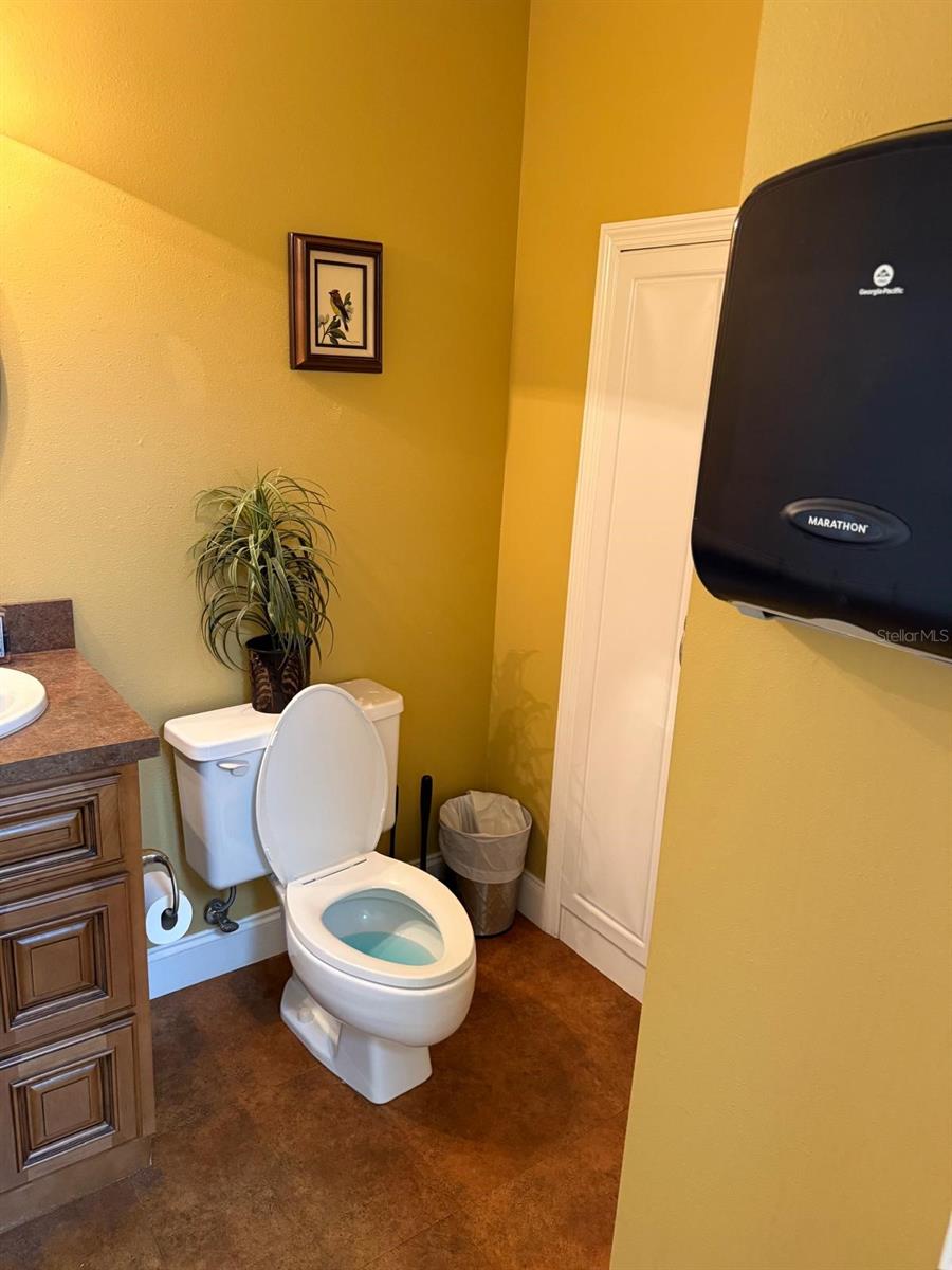 13506 N ROME AVE, TAMPA, FL — photo 19