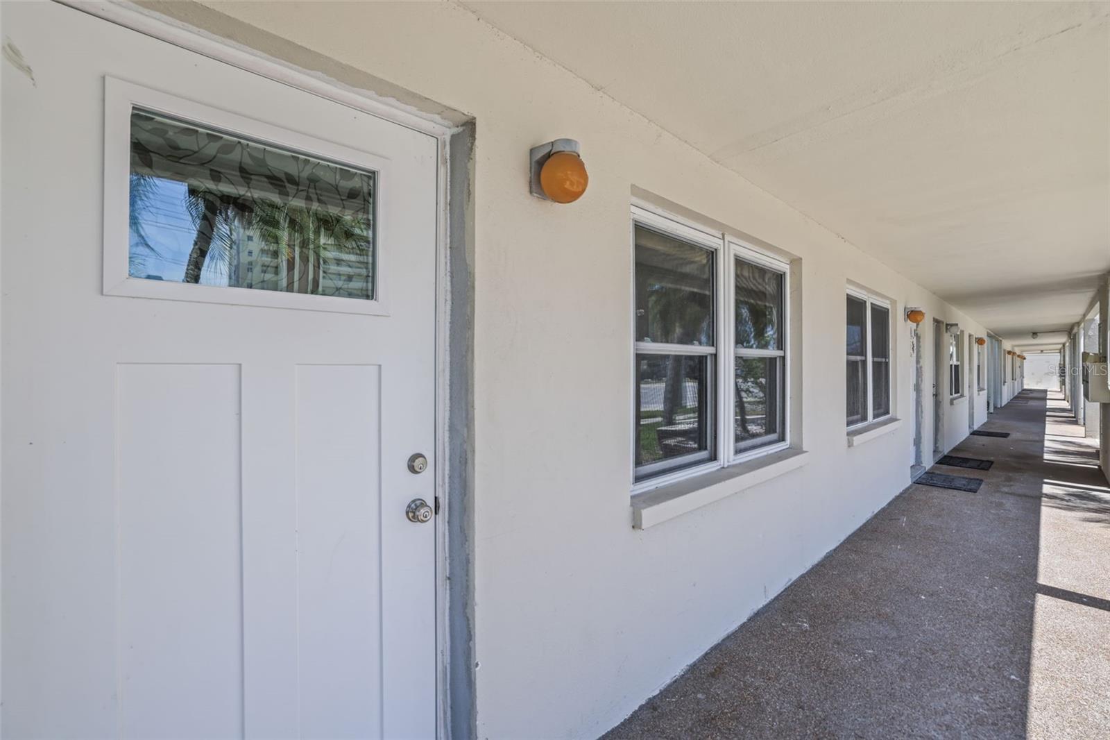 4565 DUHME RD #102, ST PETERSBURG, FL — photo 2