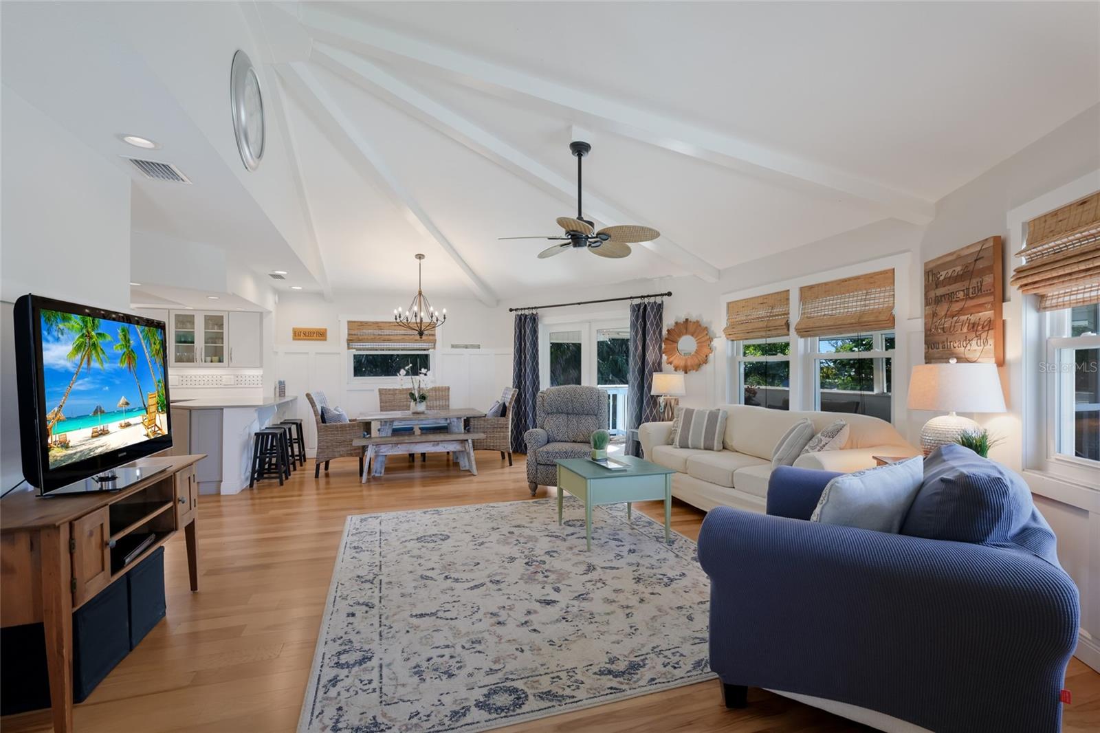 221 85TH ST, HOLMES BEACH, FL — photo 3