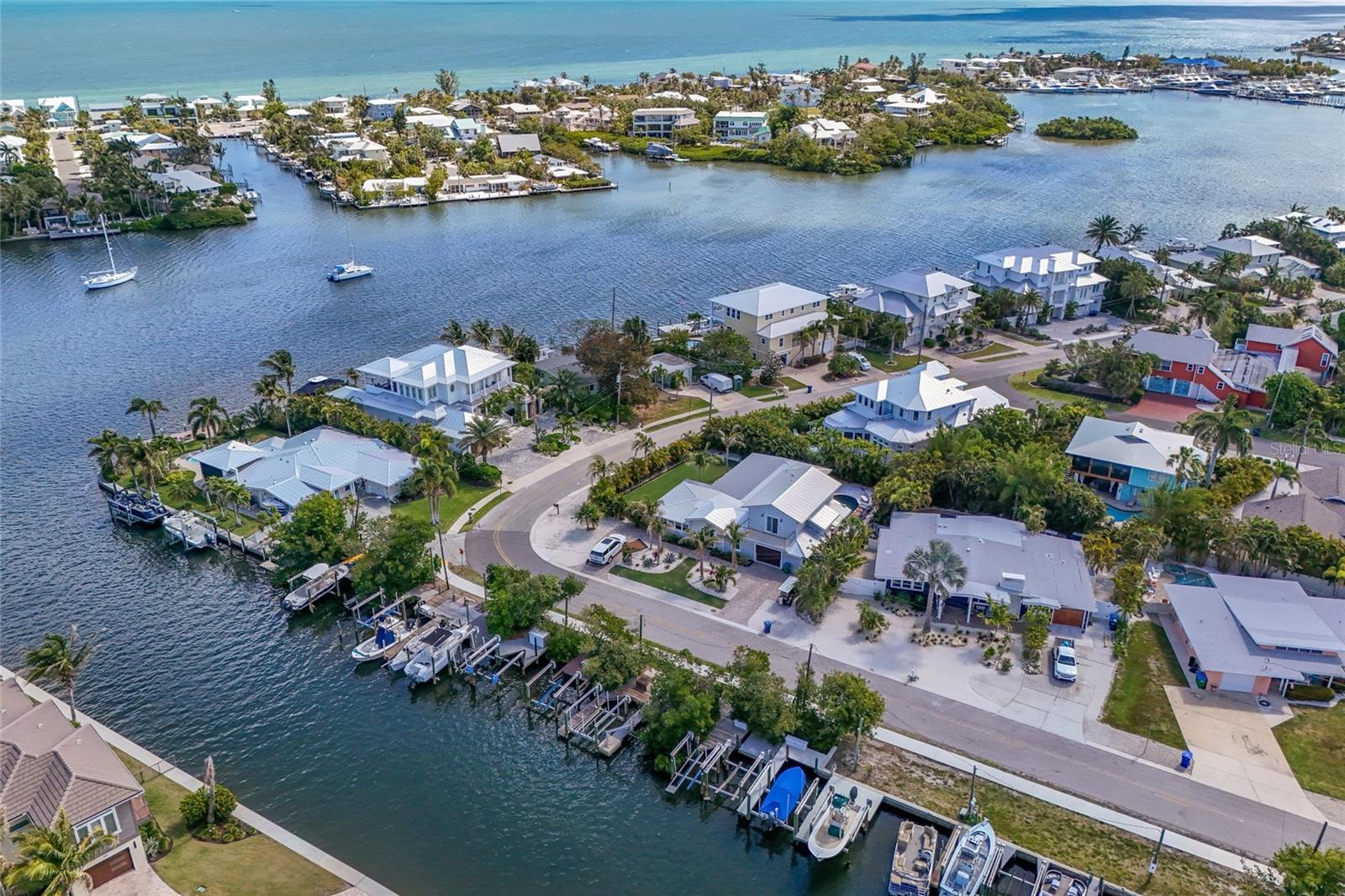 221 85TH ST, HOLMES BEACH, FL — photo 36