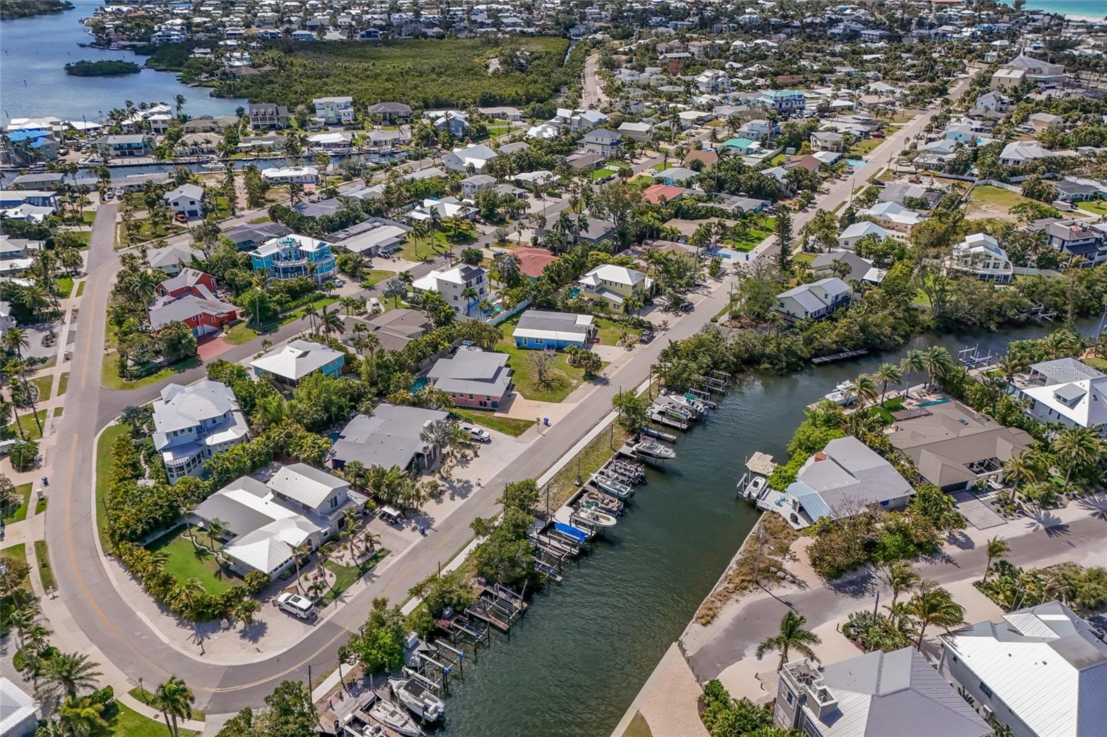221 85TH ST, HOLMES BEACH, FL — photo 39